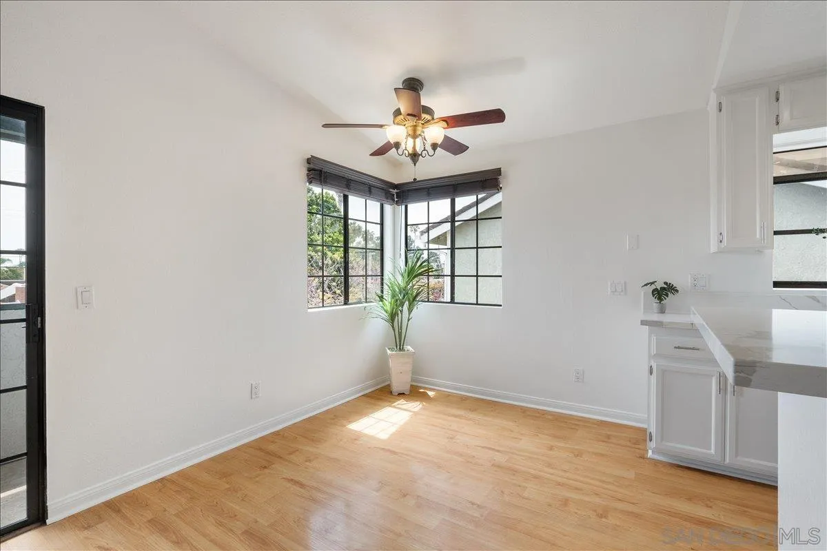 Photo #6: 260008524 Listing: Photo #6