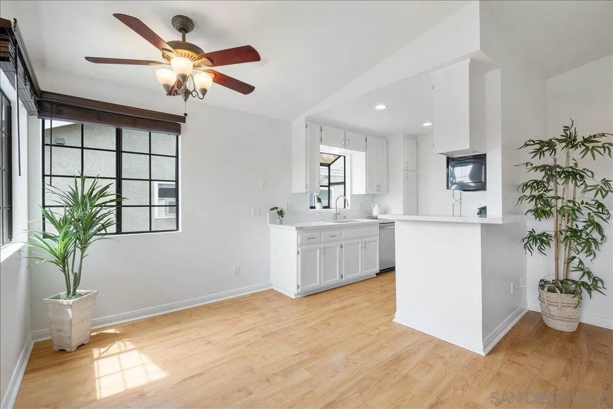 Photo #5: 260008524 Listing: Photo #5