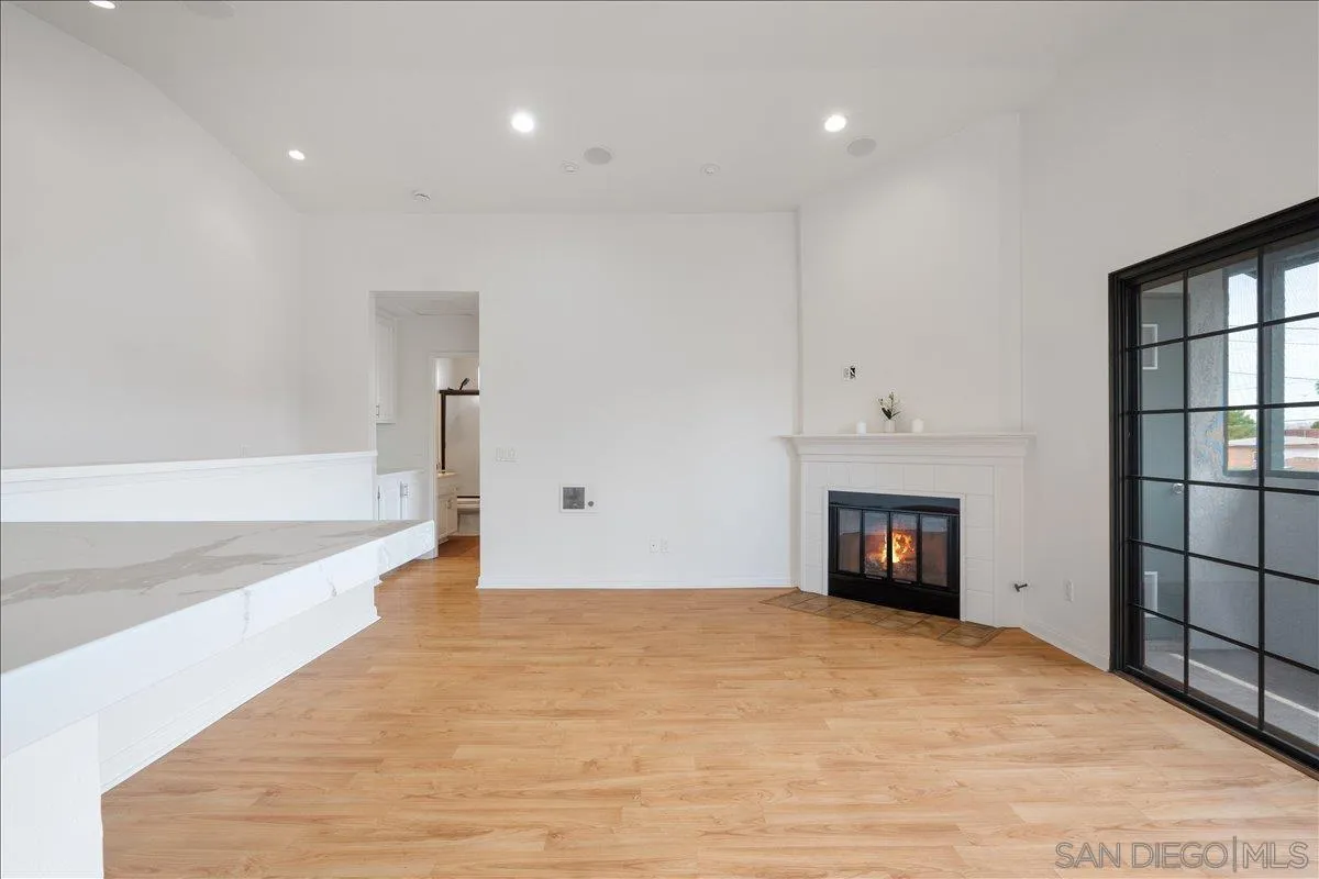Photo #7: 260008524 Listing: Photo #7