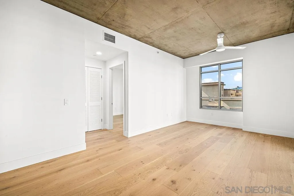Photo #15: 260008525 Listing: Photo #15