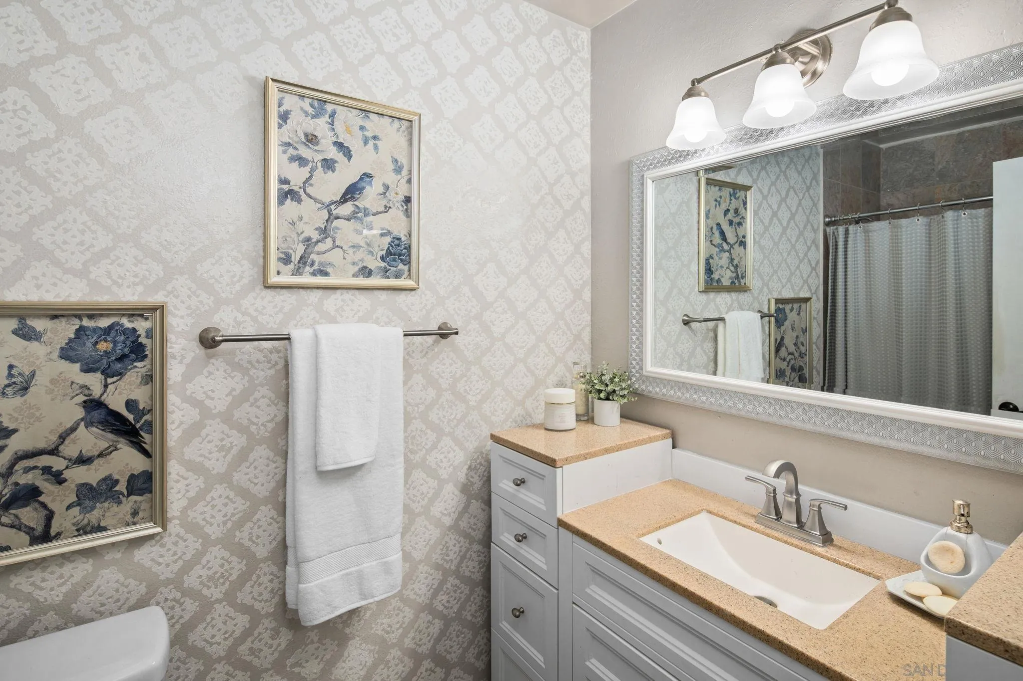 https://cdn.realtyfeed.com/cdn/127/260008527/60df8d27dce3ef258e065f6ec6081634.webp