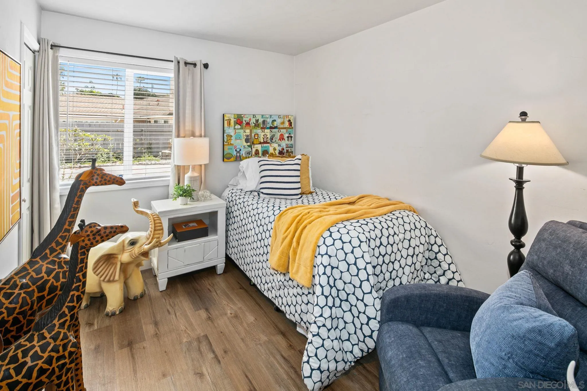 https://cdn.realtyfeed.com/cdn/127/260008527/b3744fb176e457fdf6ab740317b976fc.webp