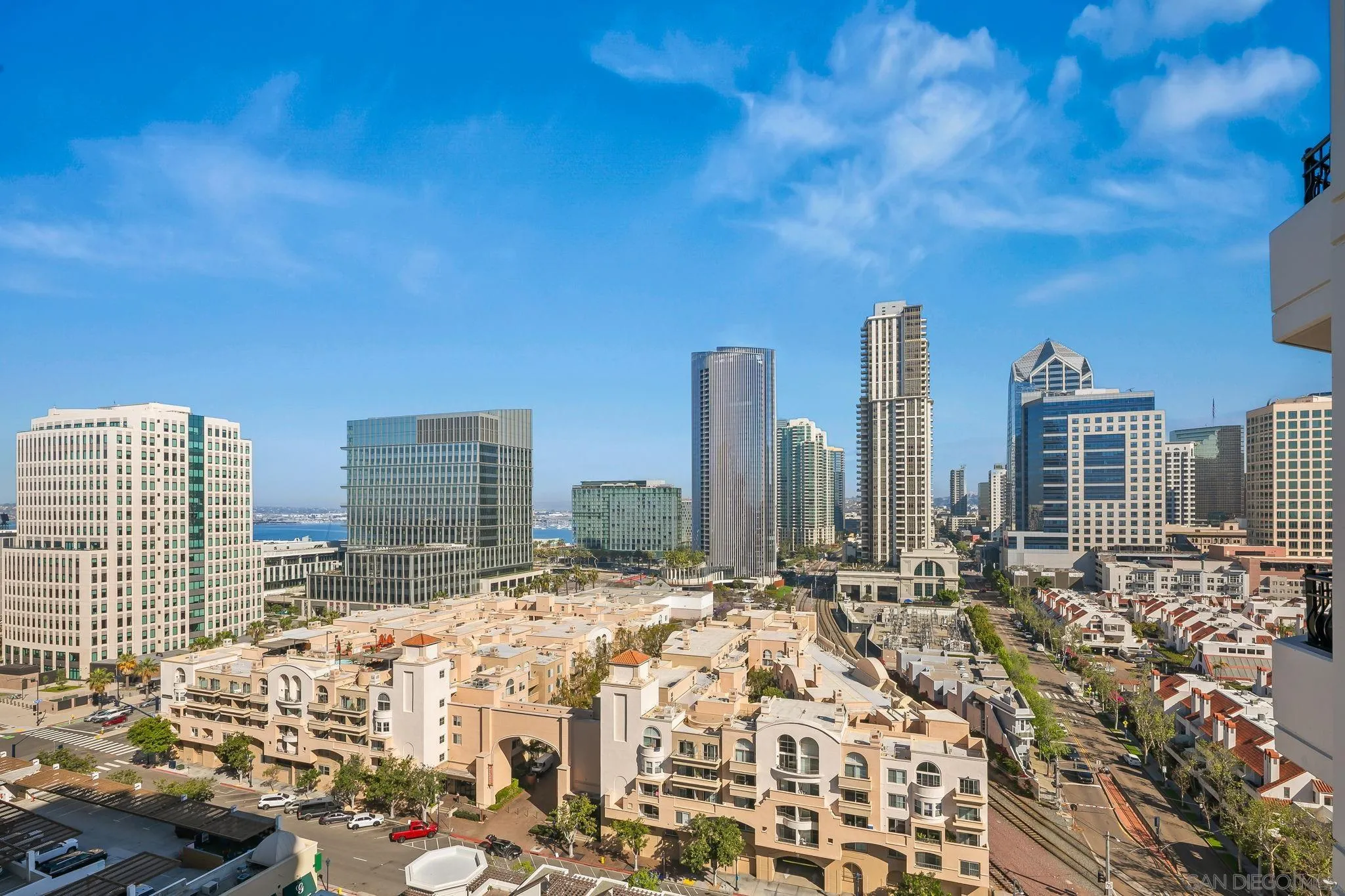 https://cdn.realtyfeed.com/cdn/127/260008531/45a3f05bc8ac065147342a66962ae749.webp