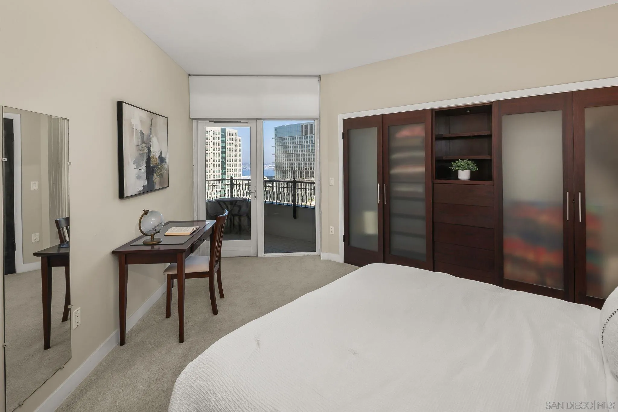 https://cdn.realtyfeed.com/cdn/127/260008531/ff27b545909ad2be62489428cddae59f.webp