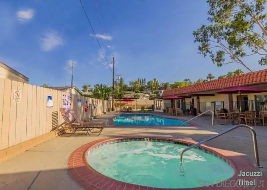 https://cdn.realtyfeed.com/cdn/127/260008533/9c13311ff125004ab93b7cdc50cbc51e.webp
