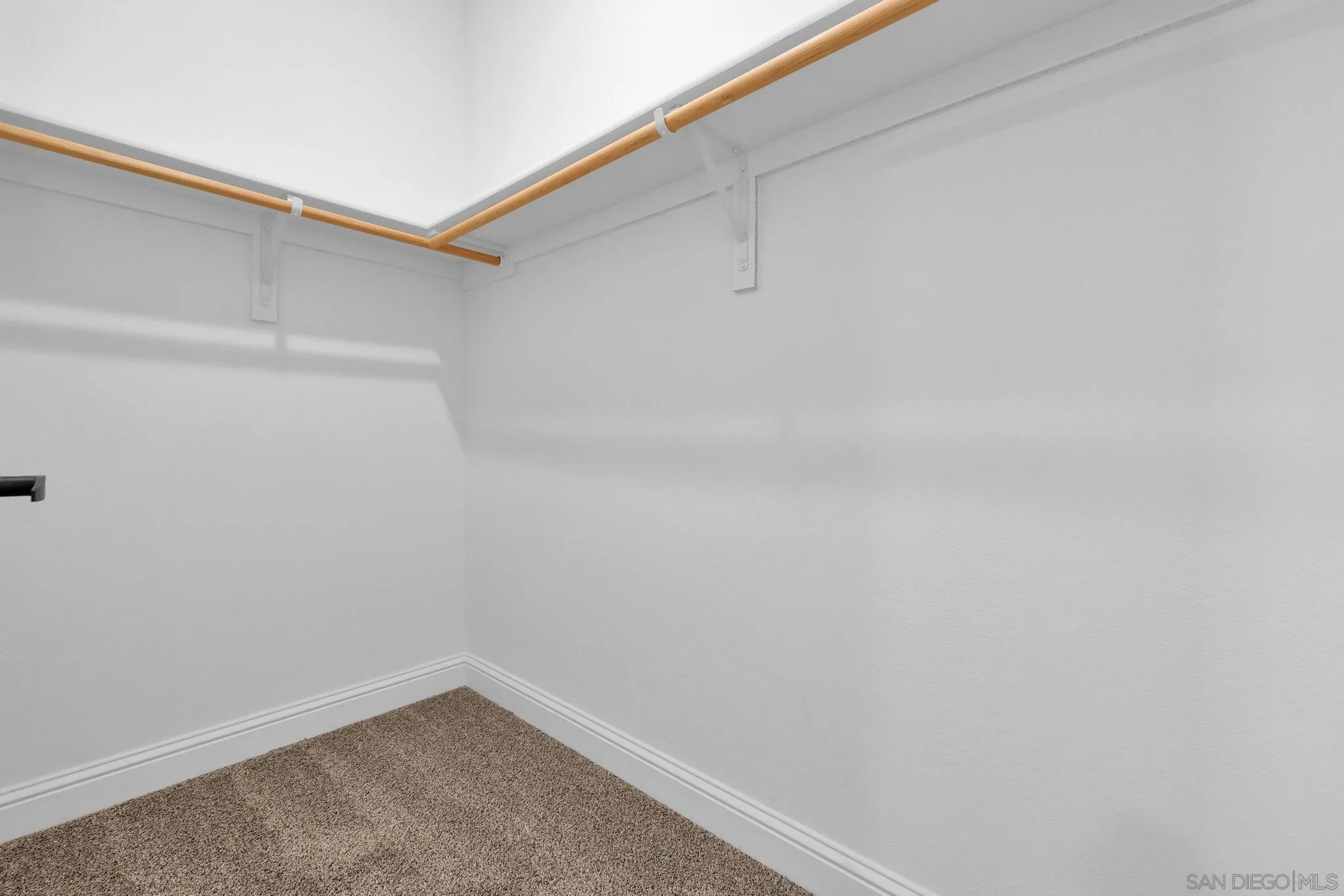 https://cdn.realtyfeed.com/cdn/127/260008533/fc0229dbca750c627227a403c17de626.webp