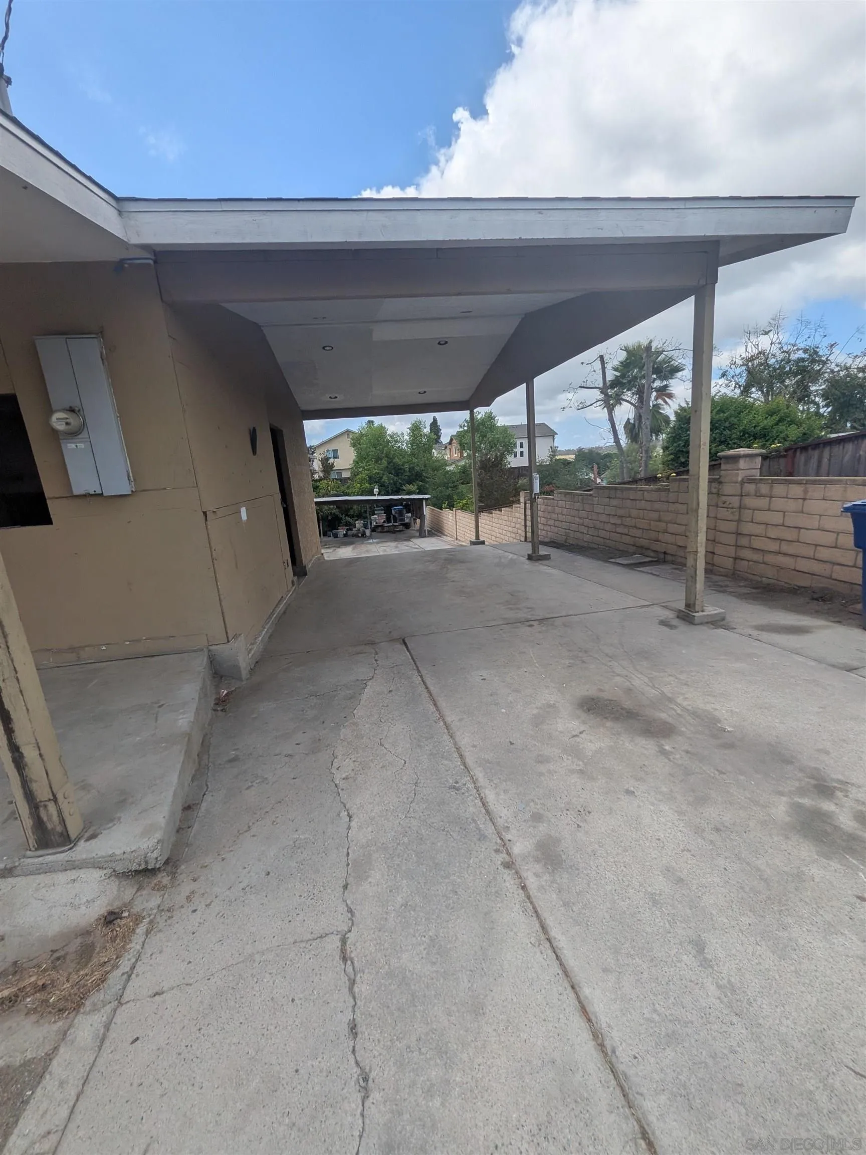 https://cdn.realtyfeed.com/cdn/127/260008535/28b6b87aab8990afb43fbb6d2055713a.webp