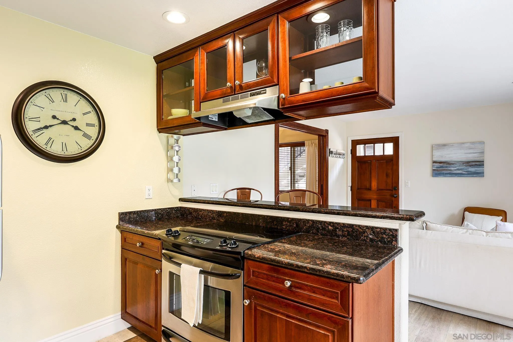 Photo #9: 260008538 Listing: Photo #9