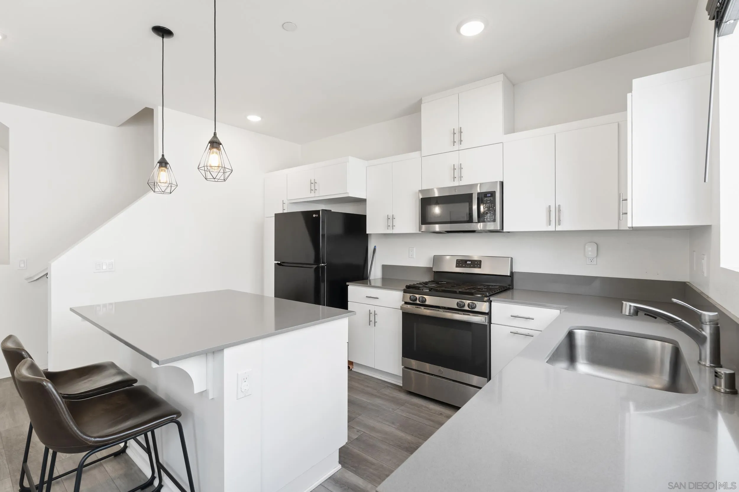 Photo #7: 260008539 Listing: Photo #7