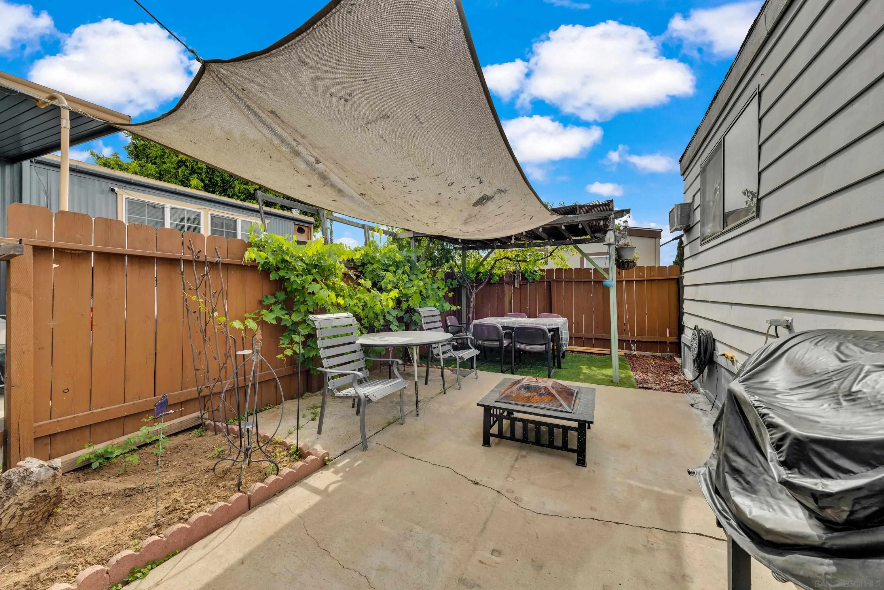 https://cdn.realtyfeed.com/cdn/127/260008543/ad325a992d1de76d1ee5bc86dbae4bc7.webp