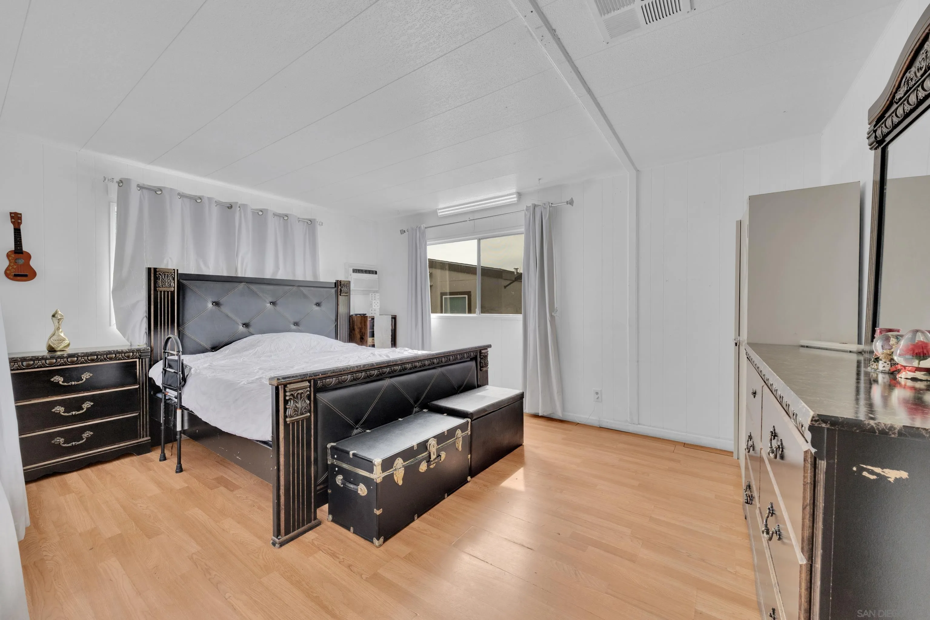 https://cdn.realtyfeed.com/cdn/127/260008543/b0ce9a98fb759886a440b62e1d0808c8.webp