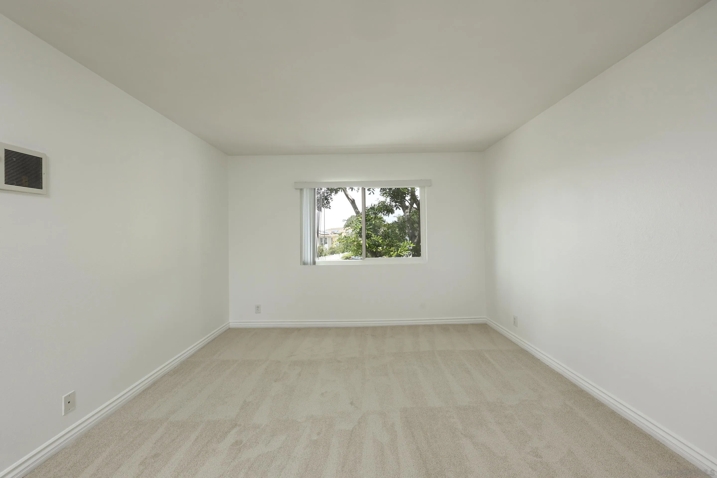 Photo #23: 260008544 Listing: Photo #23