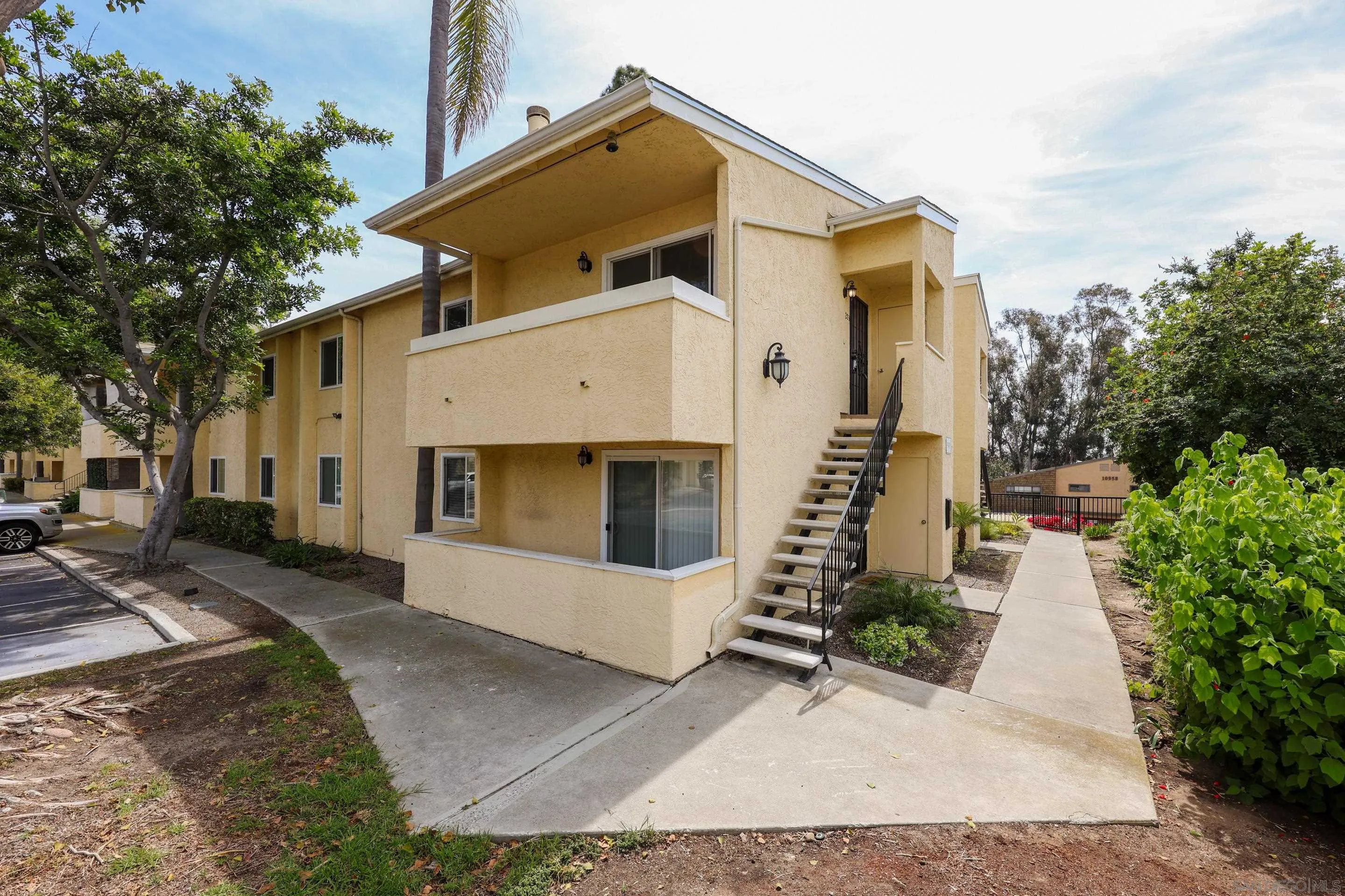 https://cdn.realtyfeed.com/cdn/127/260008544/43cde0a62252e66703a23e2e0e514e46.webp