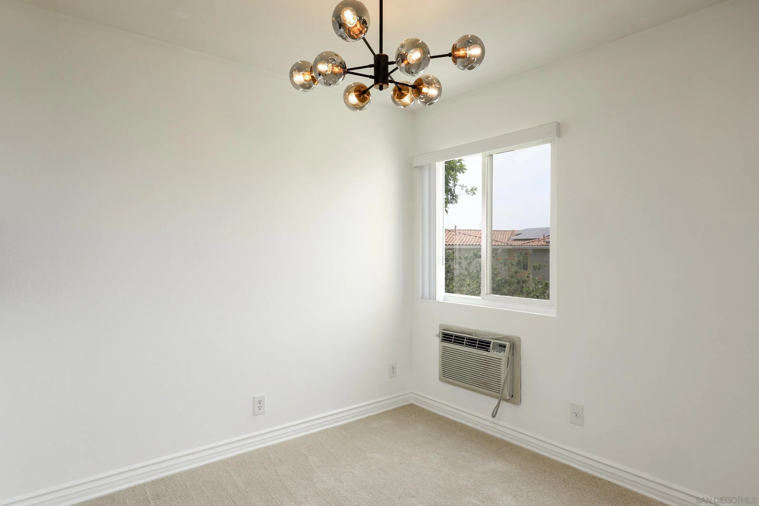Photo #13: 260008544 Listing: Photo #13