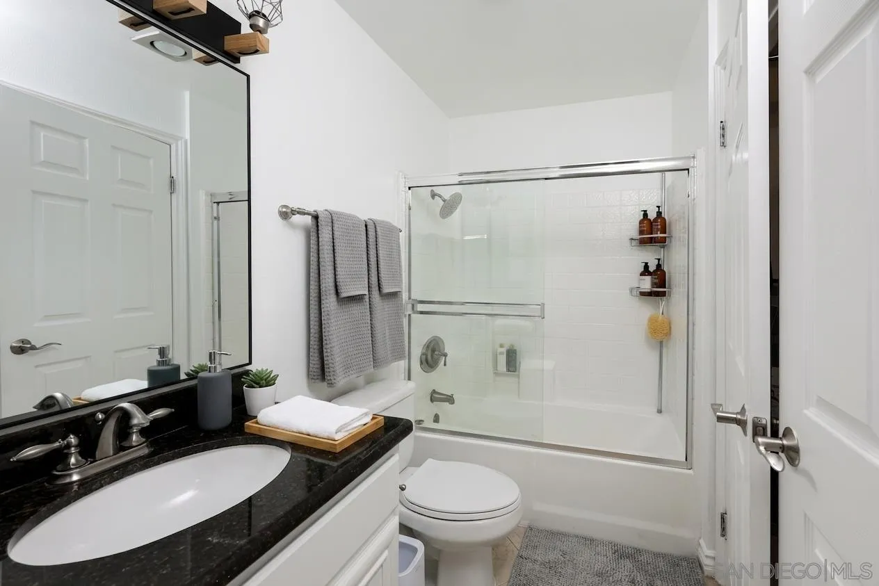 Photo #30: 260008544 Listing: Photo #30