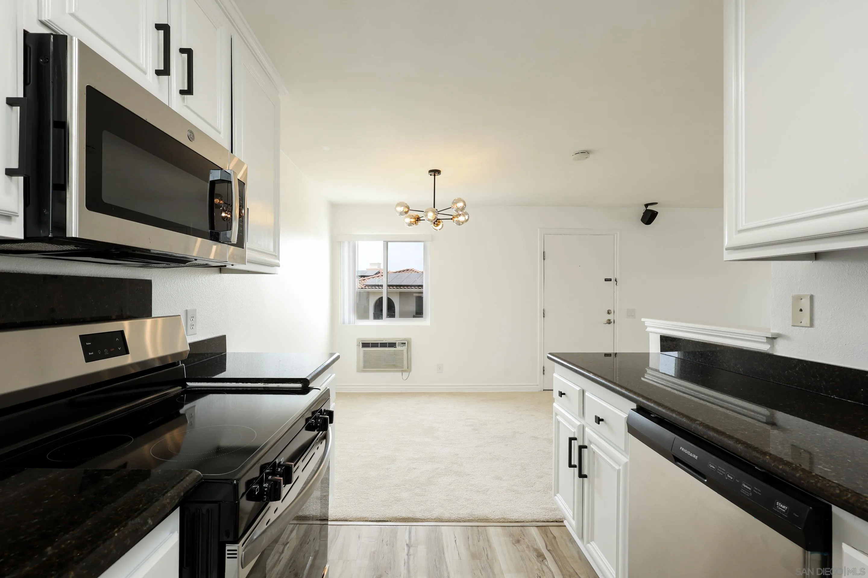 Photo #16: 260008544 Listing: Photo #16