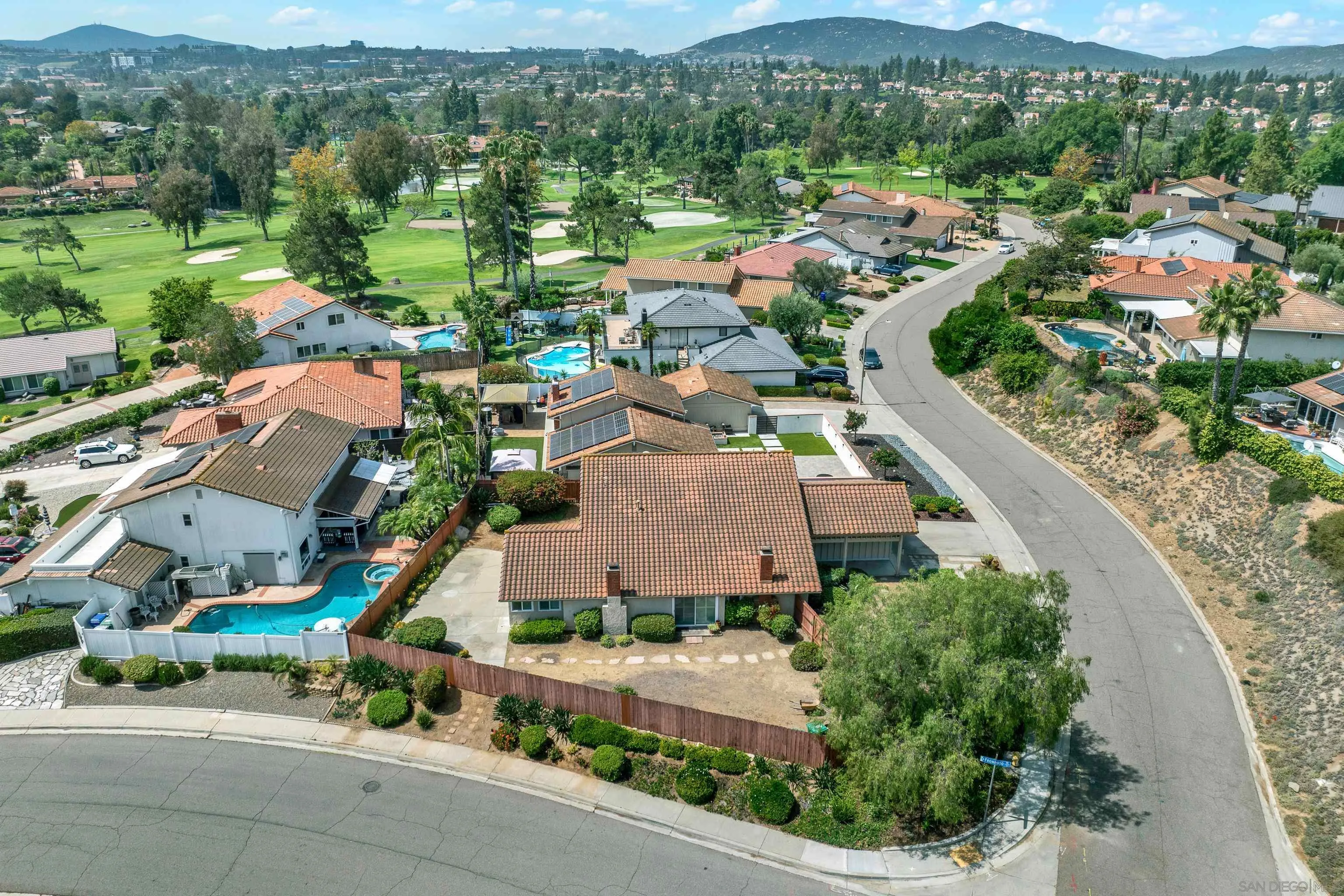 https://cdn.realtyfeed.com/cdn/127/260008547/141c36761fc1a0a3794fe19c9e38518b.webp