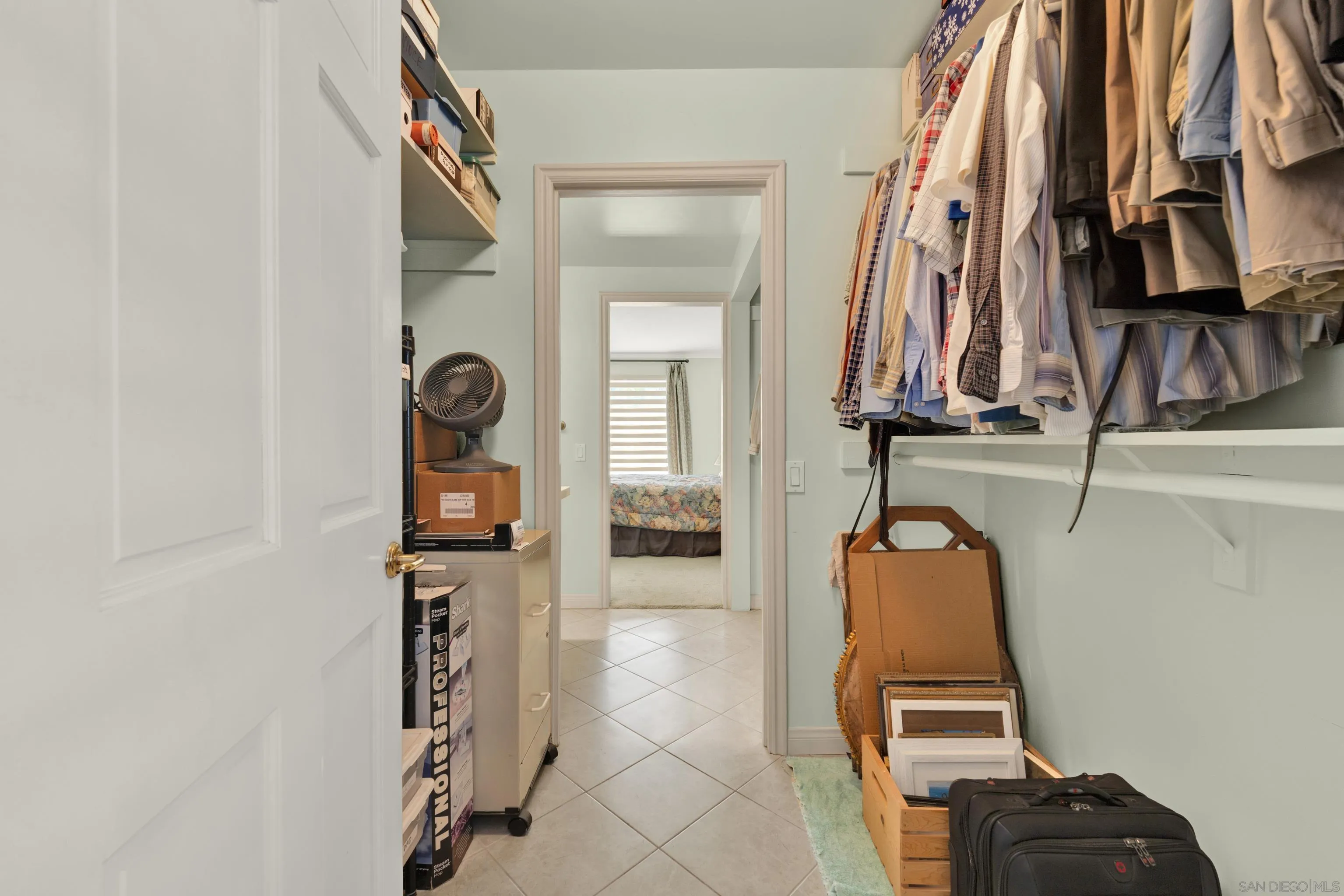 https://cdn.realtyfeed.com/cdn/127/260008547/2c27b57800882eb4d43974e982248e3c.webp