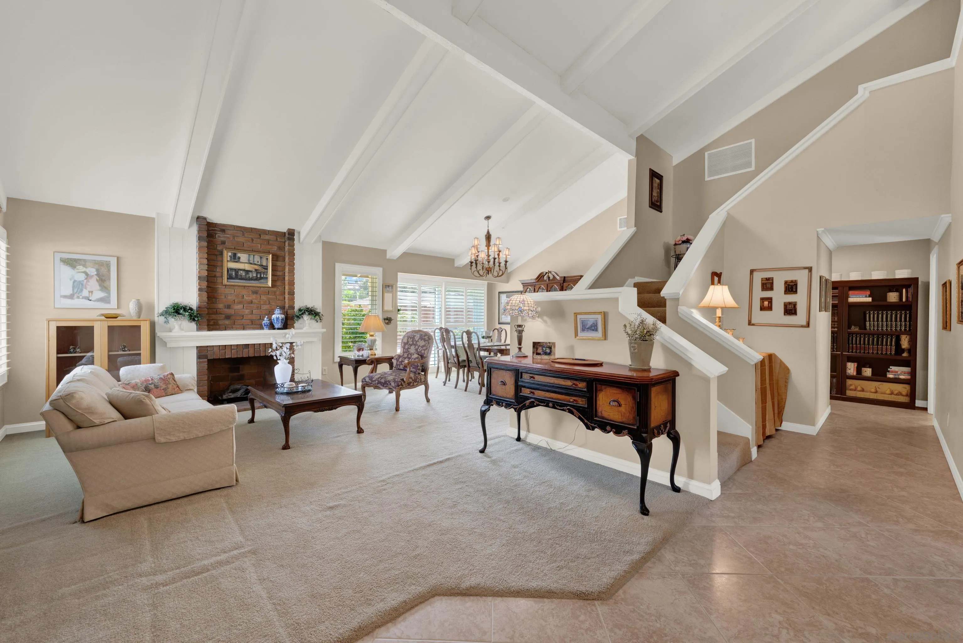 https://cdn.realtyfeed.com/cdn/127/260008547/337acd924f8f9cbf44abc6fe990639dc.webp