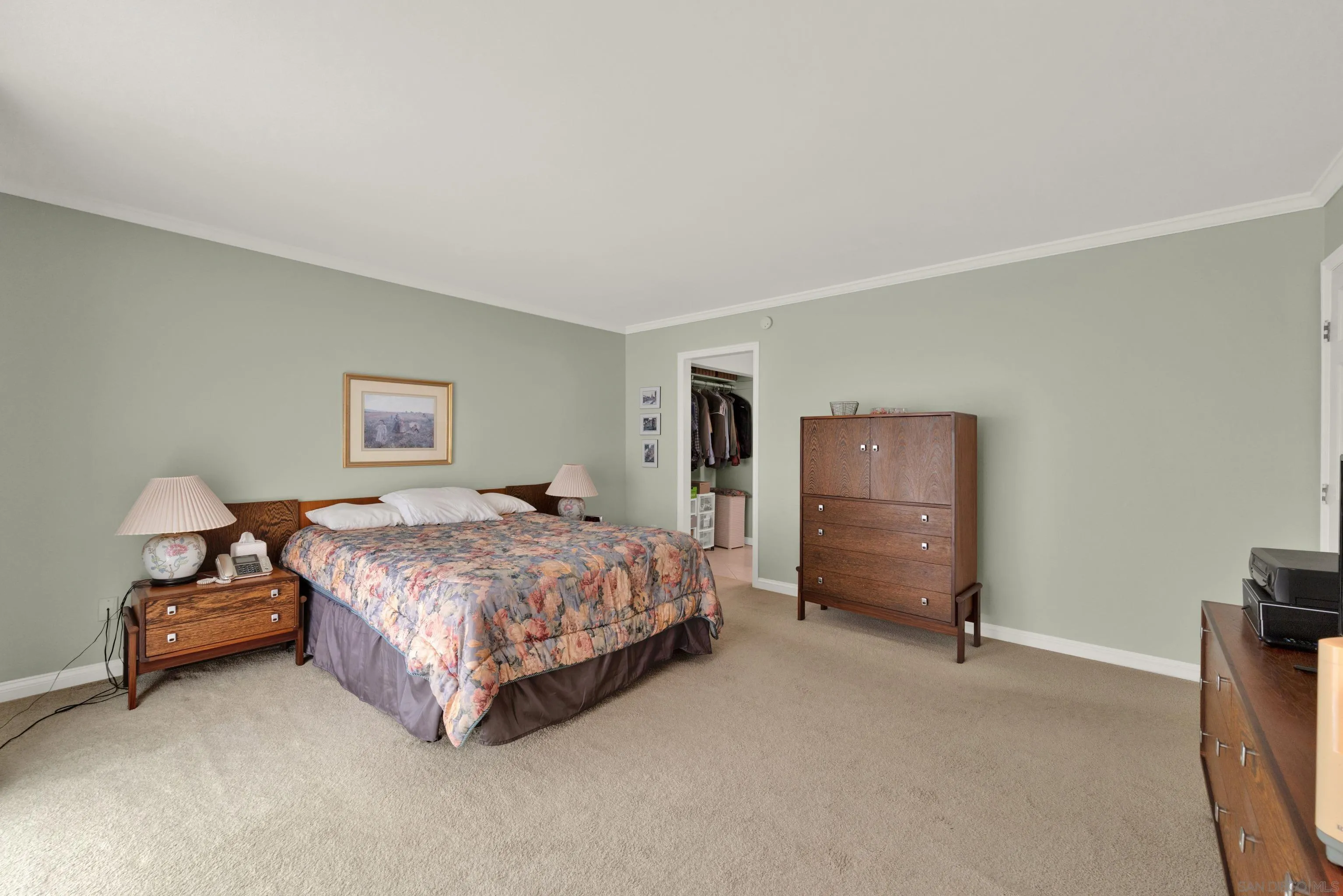 https://cdn.realtyfeed.com/cdn/127/260008547/476f25f5b6b6405f6a6c0adfb7d974f9.webp