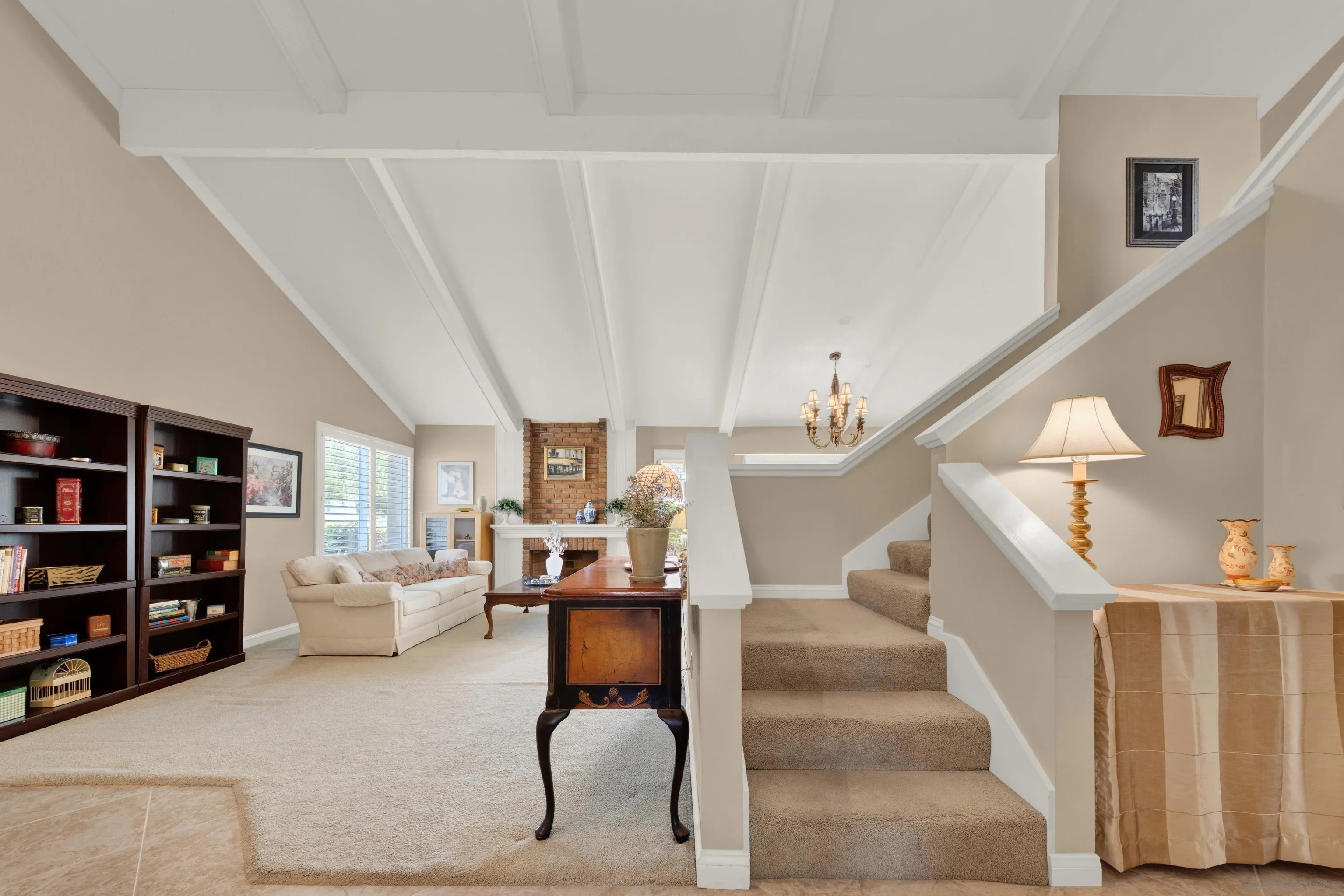 https://cdn.realtyfeed.com/cdn/127/260008547/57346468eb47e19673e666d58bebfa79.webp