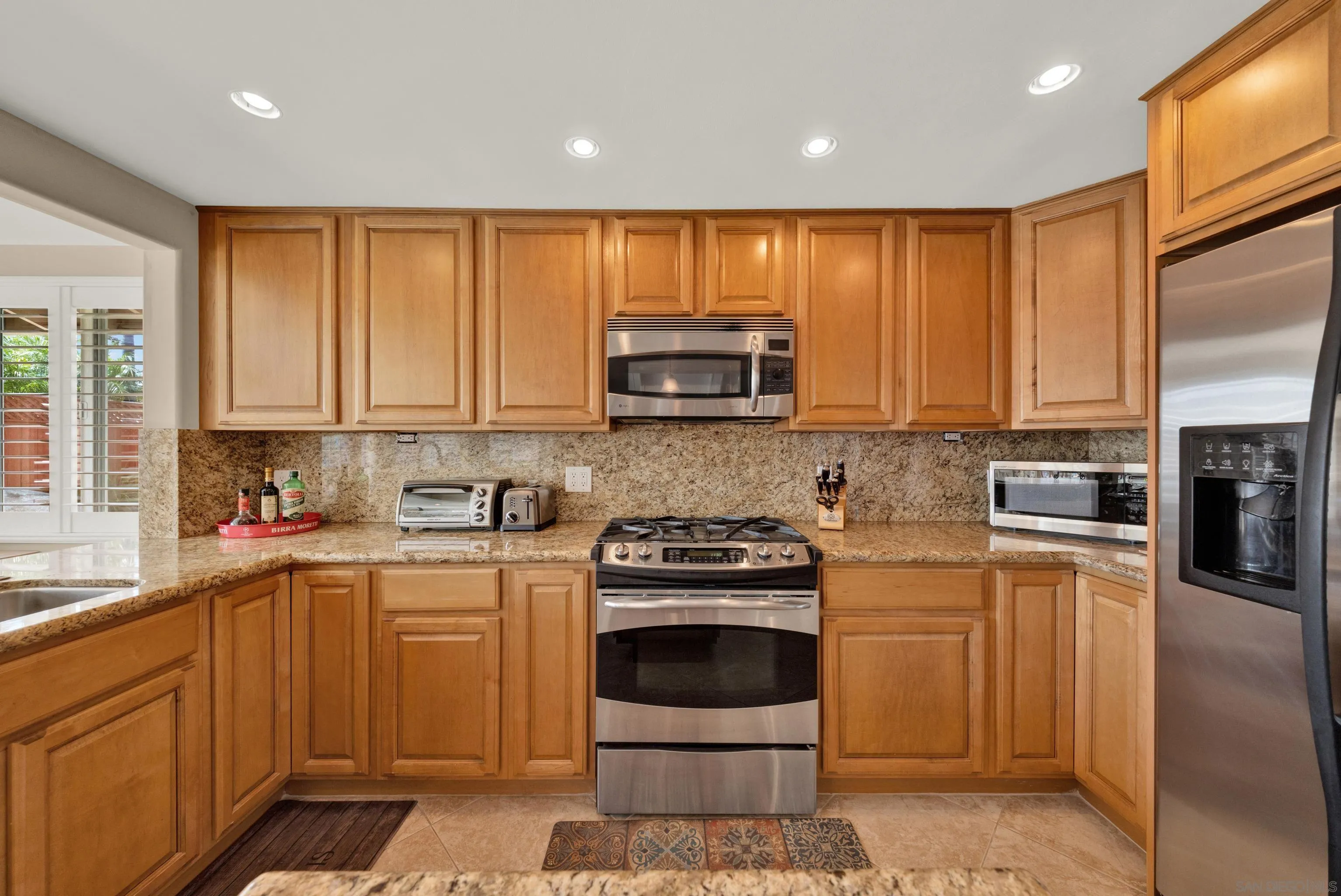 https://cdn.realtyfeed.com/cdn/127/260008547/986dd45f58ae09635449c92b19510b2c.webp