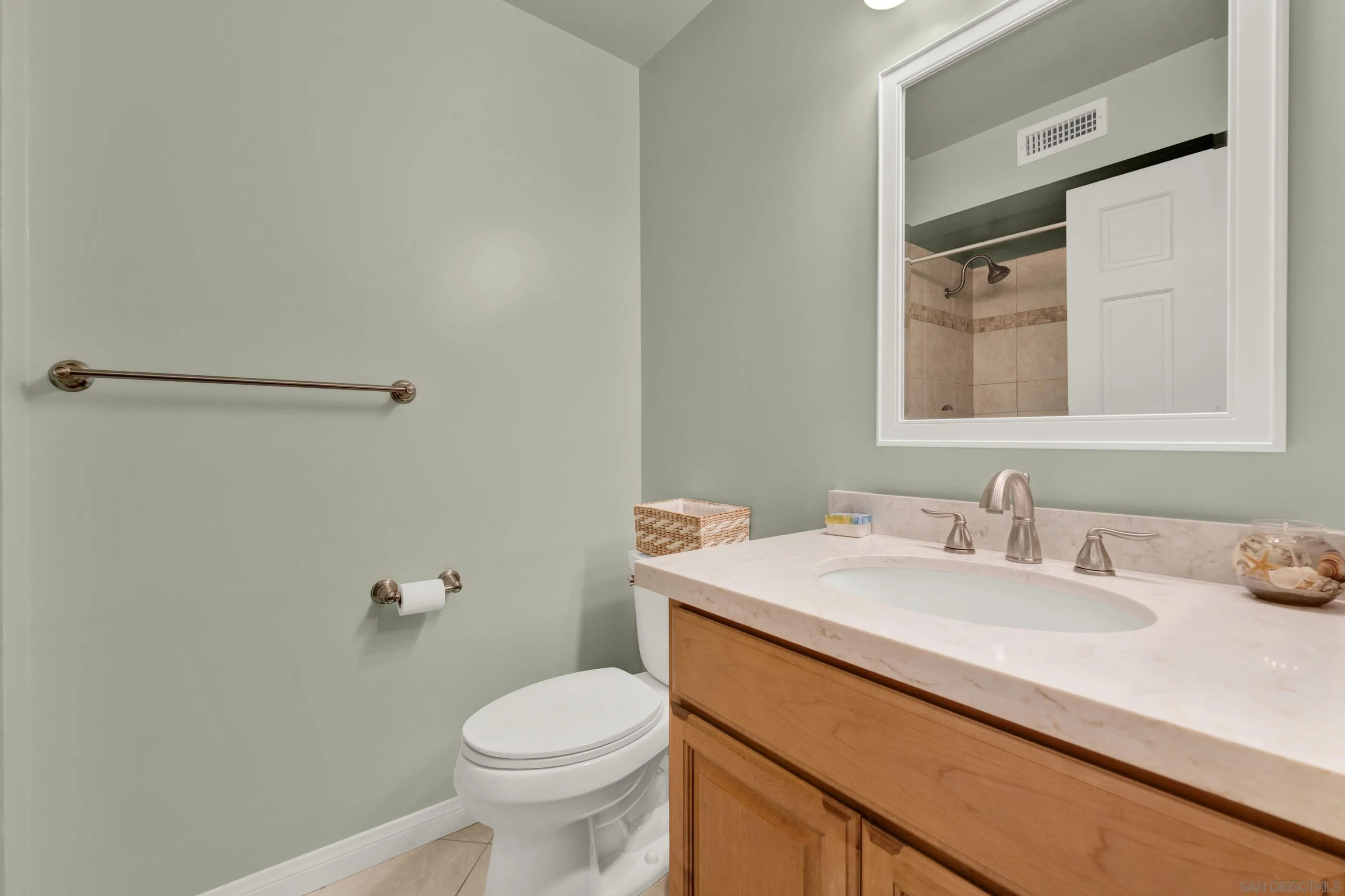 https://cdn.realtyfeed.com/cdn/127/260008547/a6d005498032ef9a2726a75824d04b69.webp