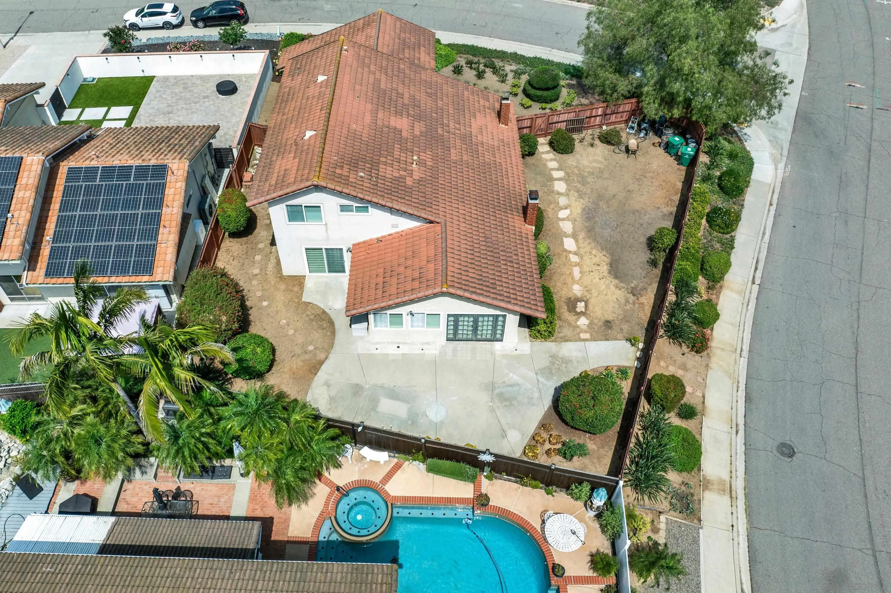 https://cdn.realtyfeed.com/cdn/127/260008547/d306f66d17a49d694047172065032a87.webp