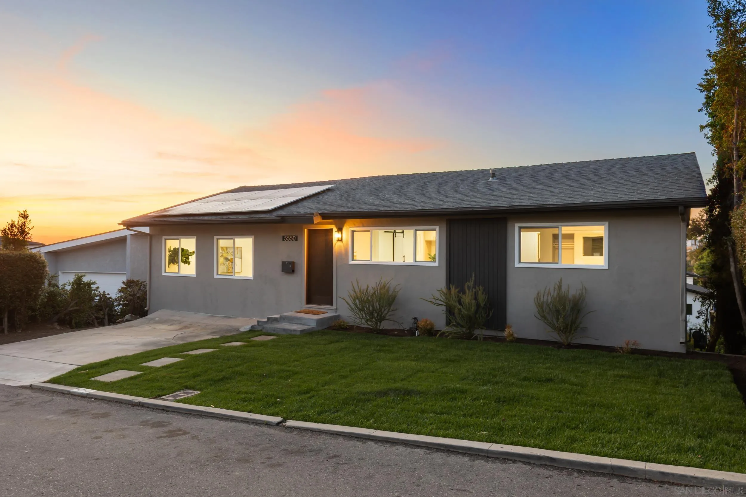 https://cdn.realtyfeed.com/cdn/127/260008549/aab57c31e120d88ff67c6b4e3d382252.webp