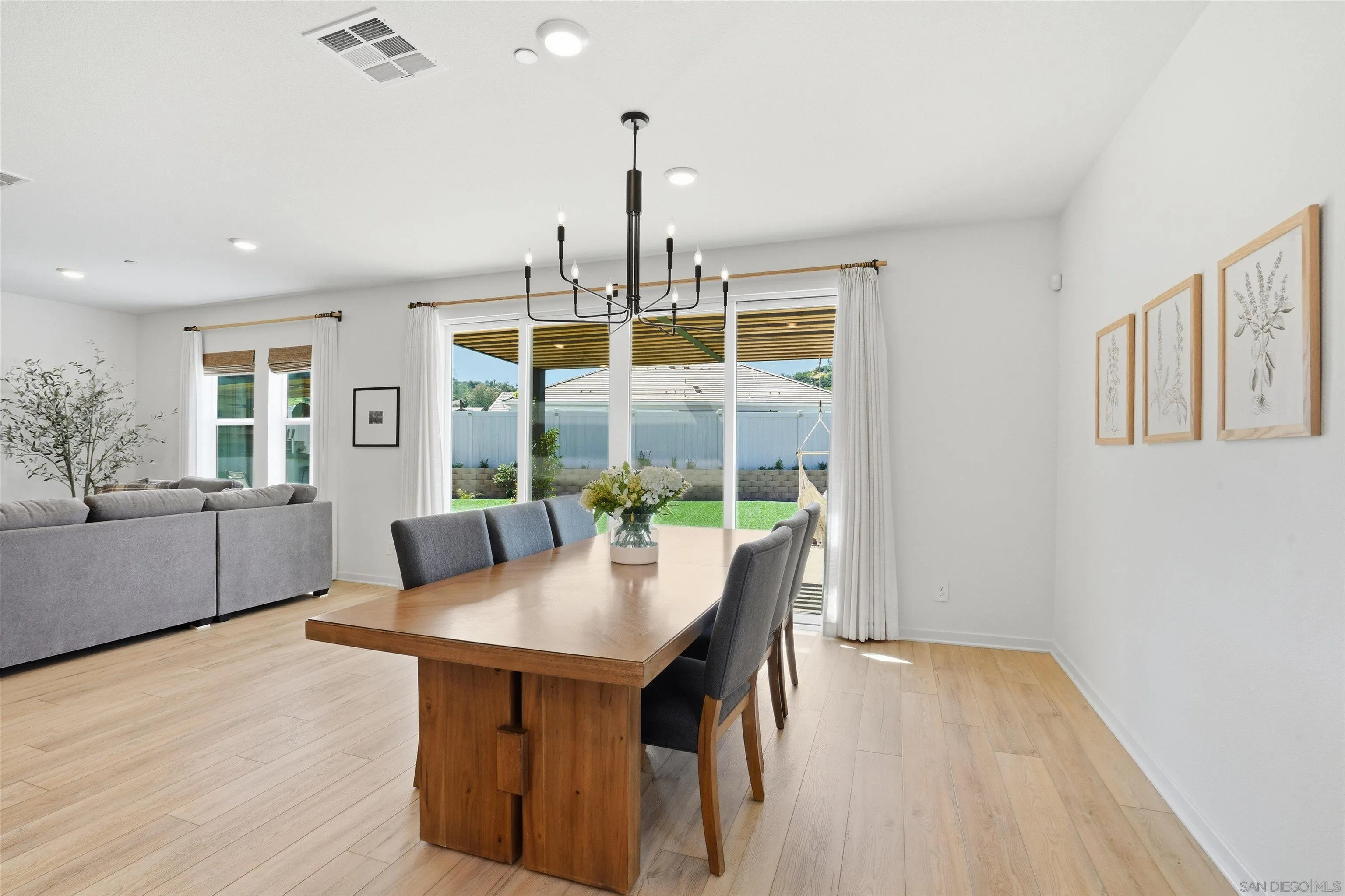 https://cdn.realtyfeed.com/cdn/127/260008550/9e57393fe82b1f96b136d0a15780615d.webp
