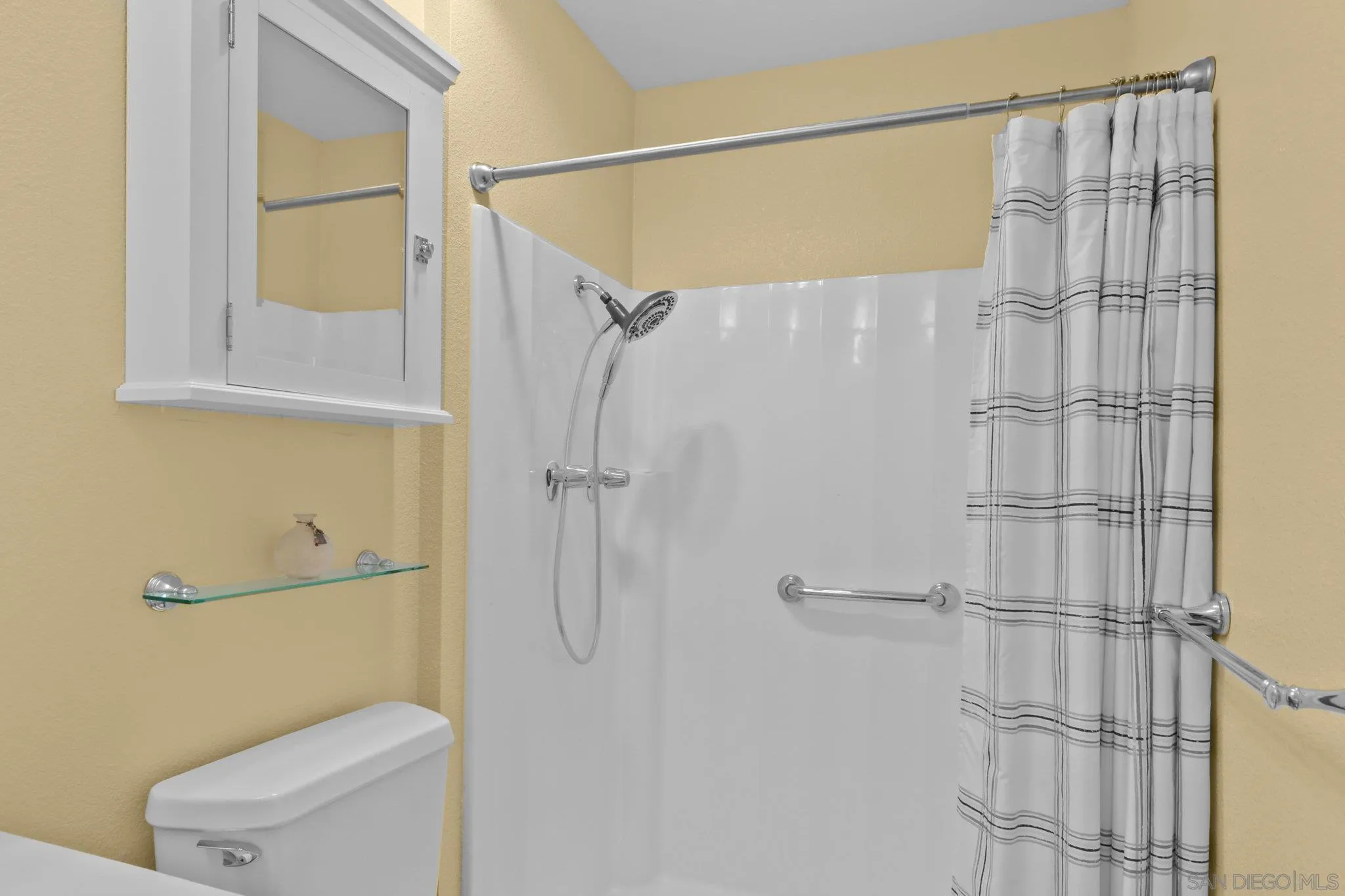 Photo #30: 260008552 Listing: Photo #30