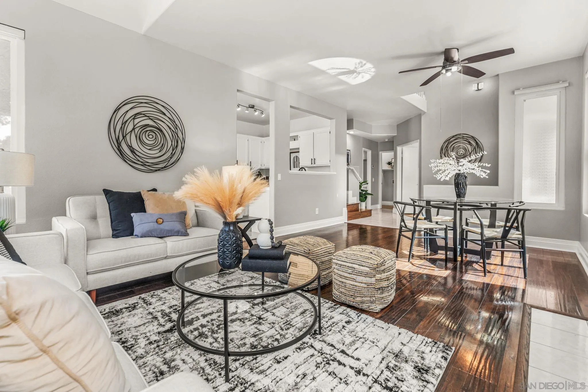 Photo #6: 260008560 Listing: Photo #6