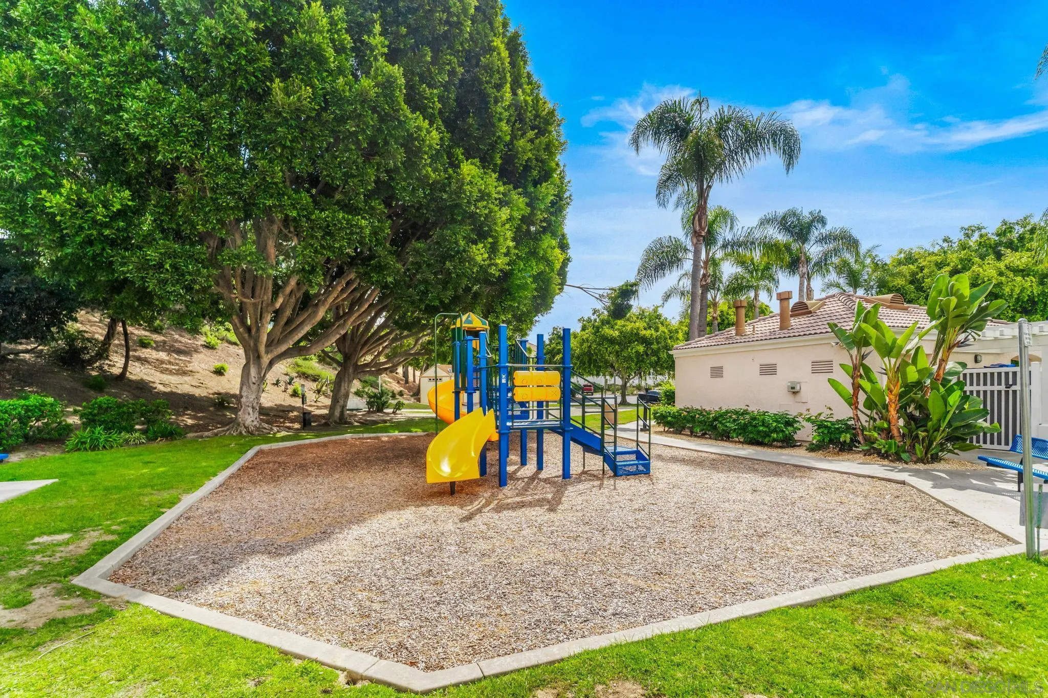 Photo #28: 260008560 Listing: Photo #28