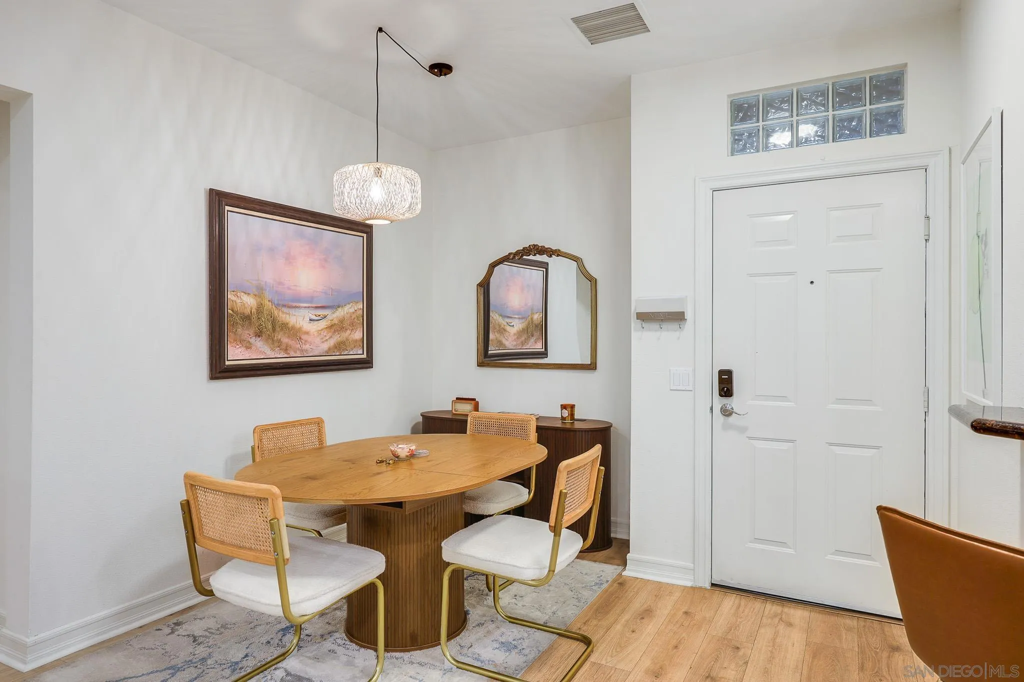 Photo #13: 260008561 Listing: Photo #13