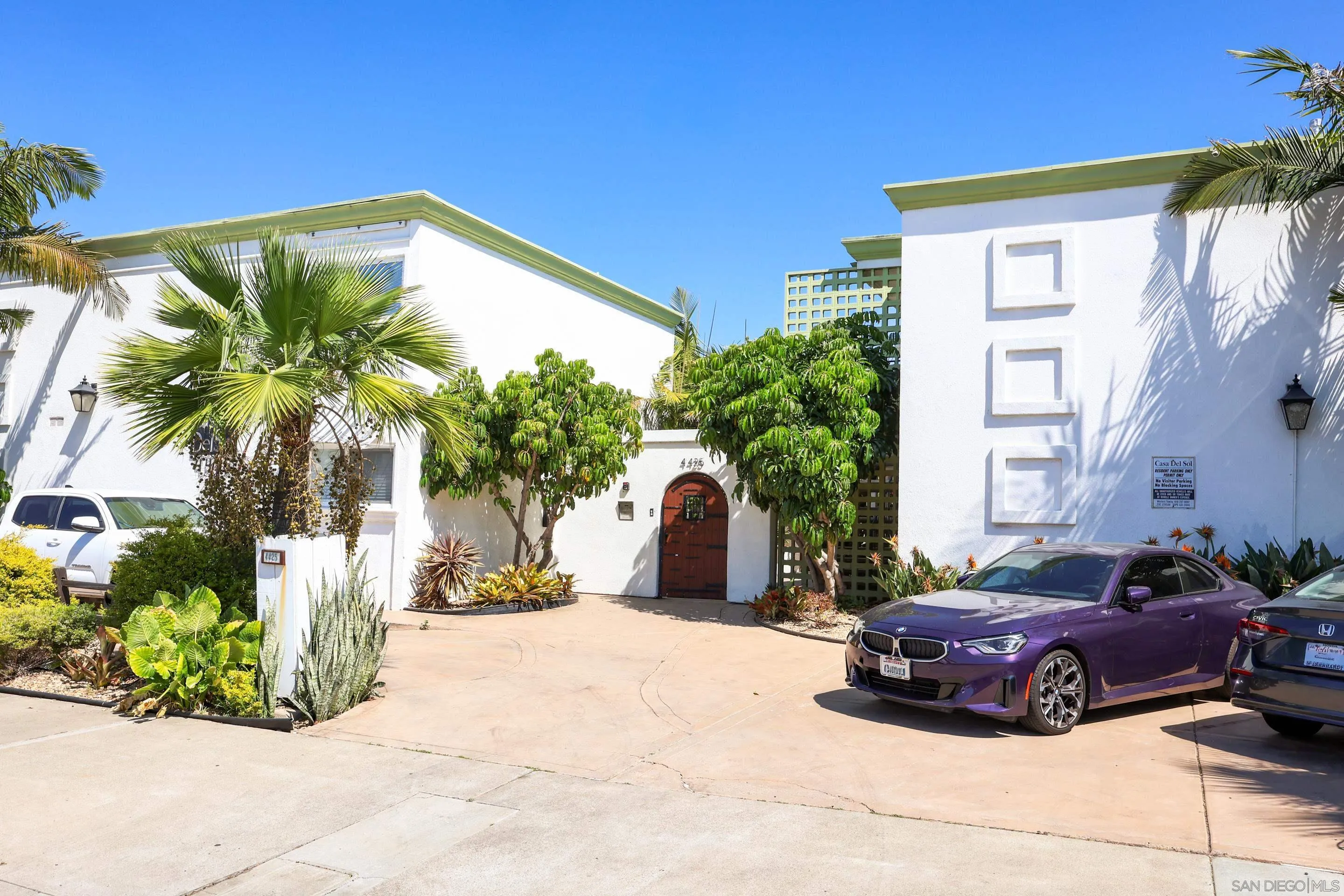 https://cdn.realtyfeed.com/cdn/127/260008562/03d2ed1c938b847e4b1cd5e1963cb762.webp