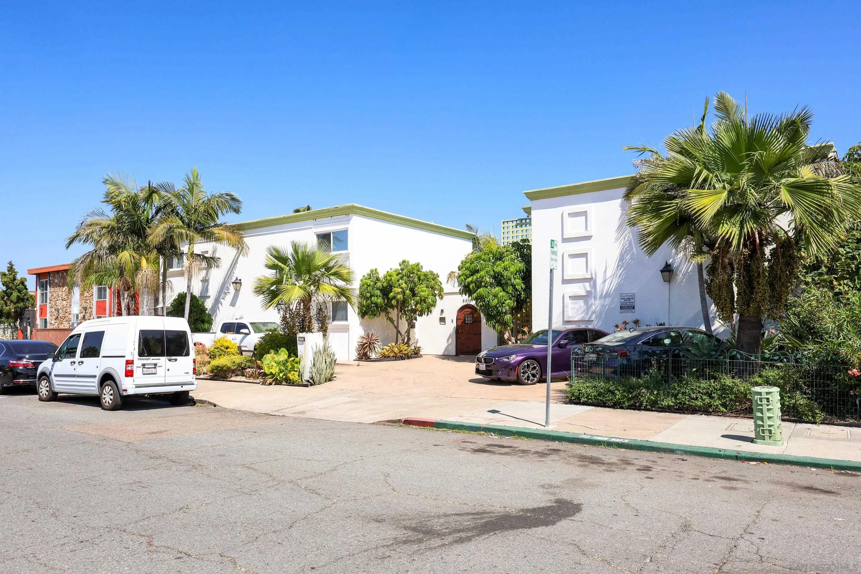 https://cdn.realtyfeed.com/cdn/127/260008562/7b3af91f0705c9df6541baf8160fe464.webp