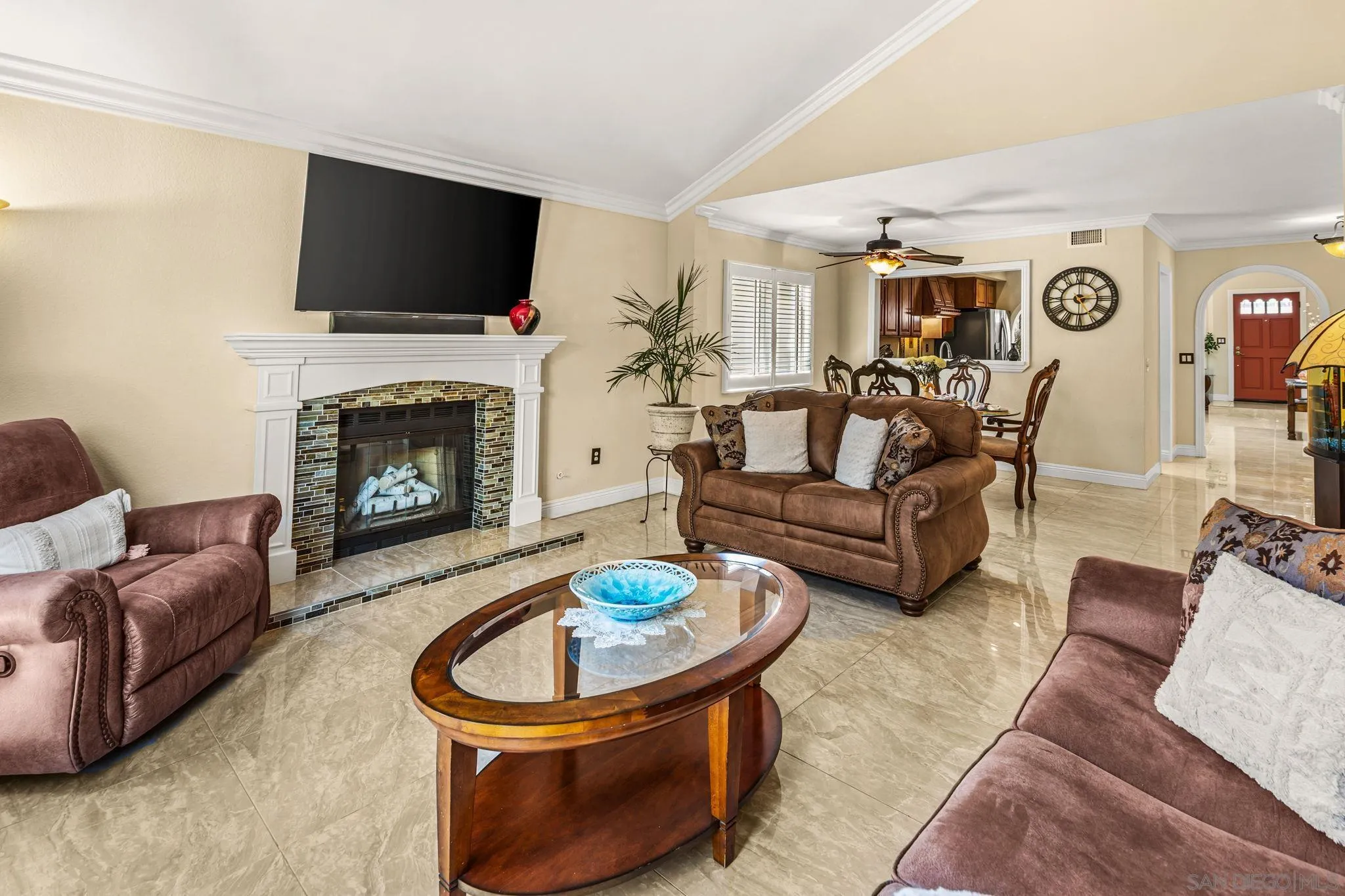 https://cdn.realtyfeed.com/cdn/127/260008563/dc802911a150ac0a4a61c3d53e939197.webp