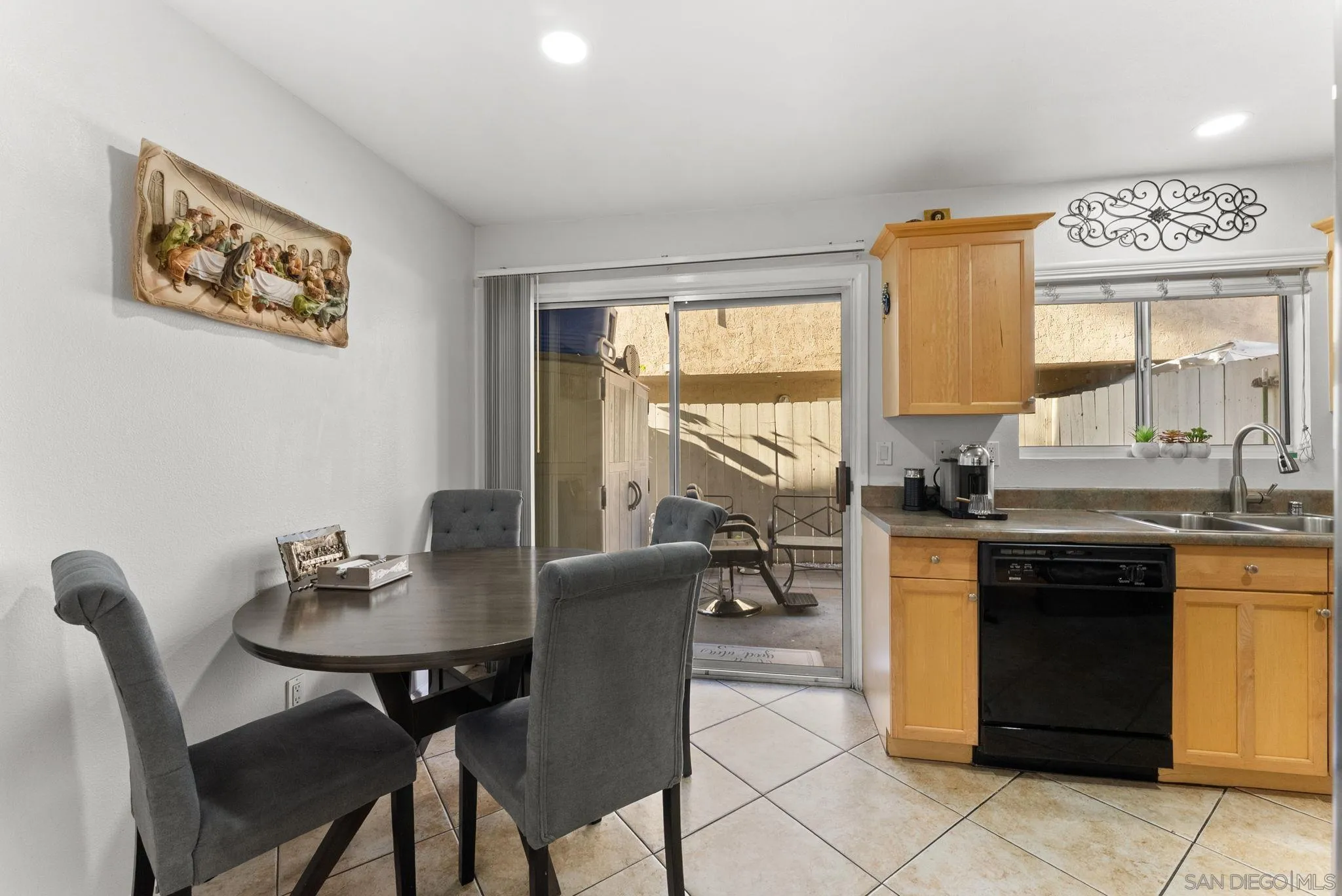 Photo #14: 260008565 Listing: Photo #14