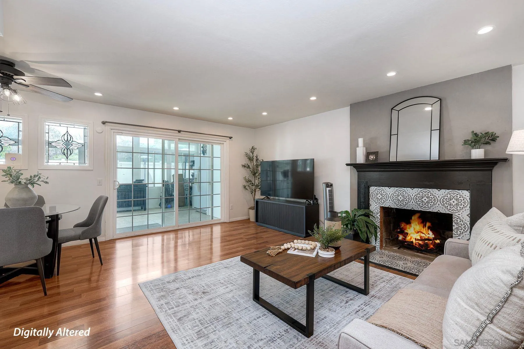 https://cdn.realtyfeed.com/cdn/127/260008568/416e202131ce94485eccd00b0893f2d5.webp