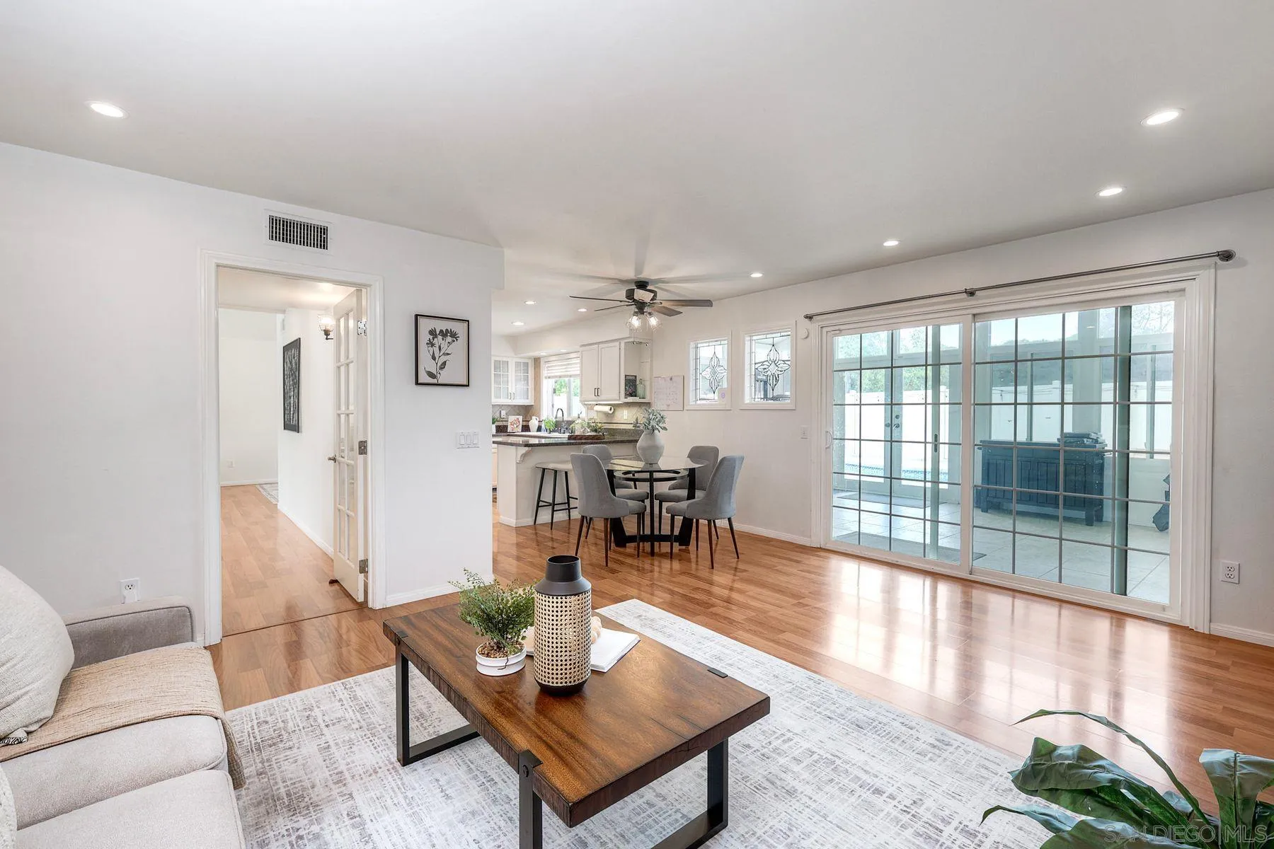 https://cdn.realtyfeed.com/cdn/127/260008568/4552427725fb095c47ef348a05ba8a0a.webp