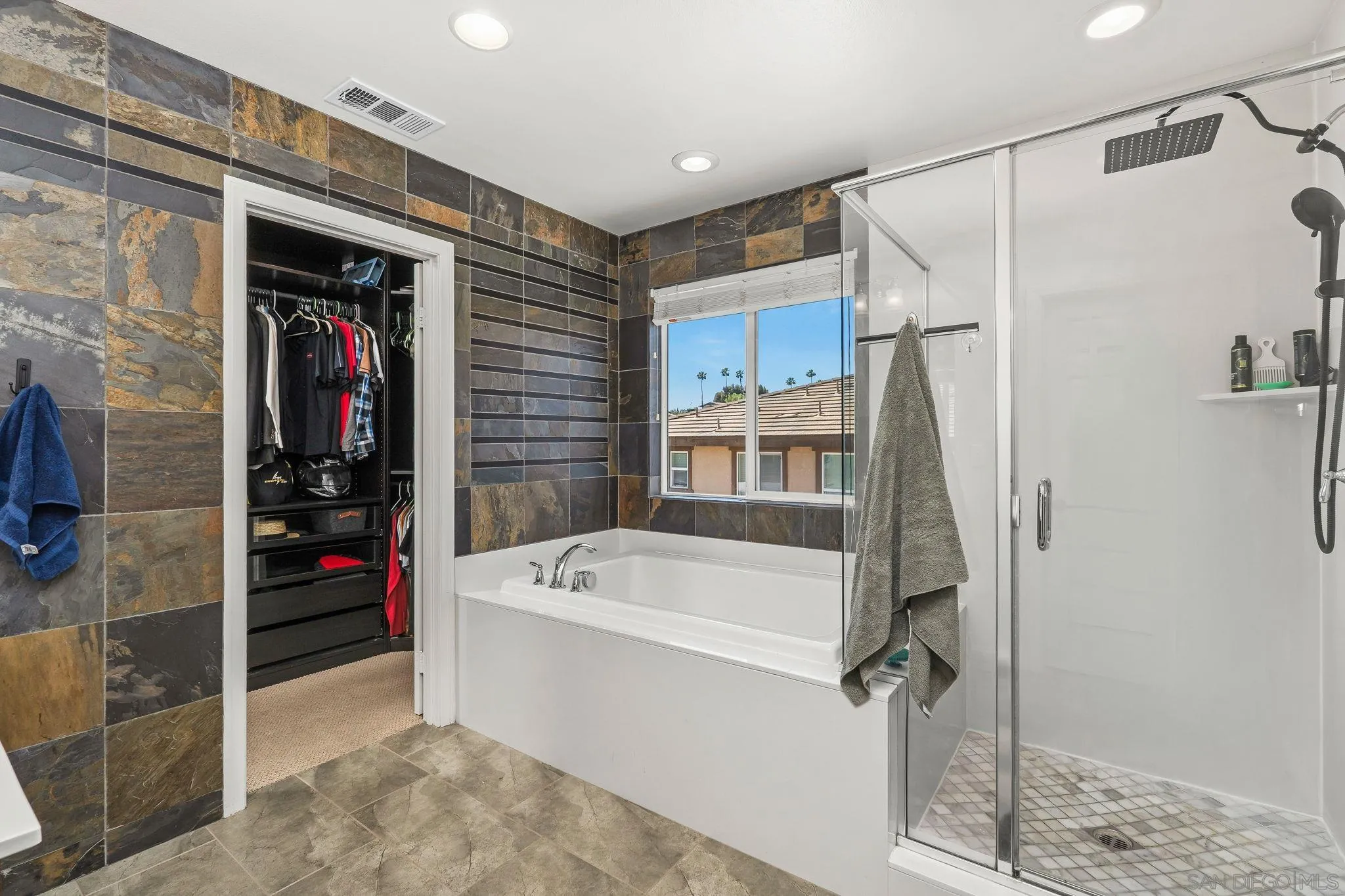 Photo #20: 260008576 Listing: Photo #20