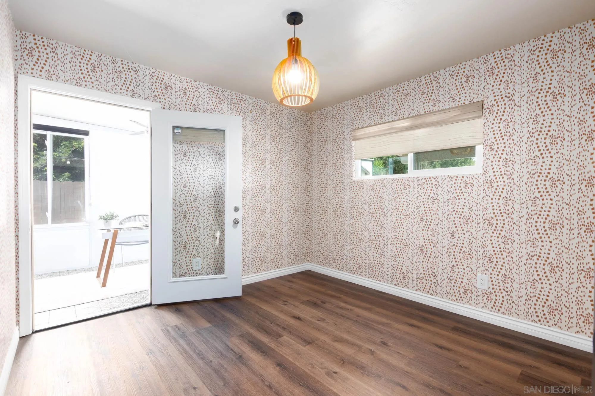 https://cdn.realtyfeed.com/cdn/127/260008578/37164b9603d53d2071698d36212f6c91.webp