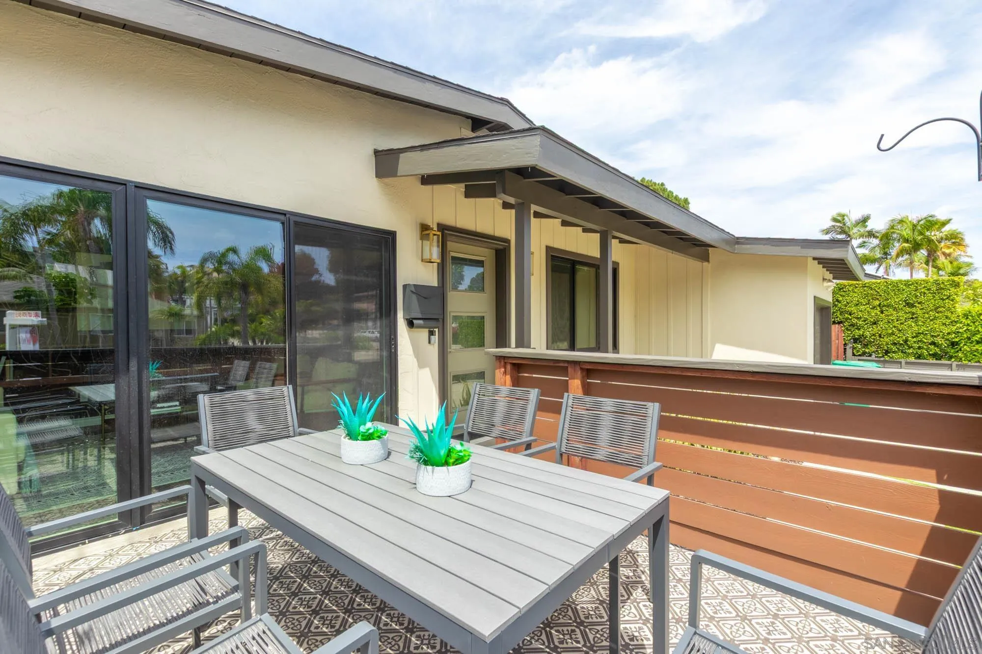 https://cdn.realtyfeed.com/cdn/127/260008578/7b020241d0fedb78e6d88e26378912db.webp