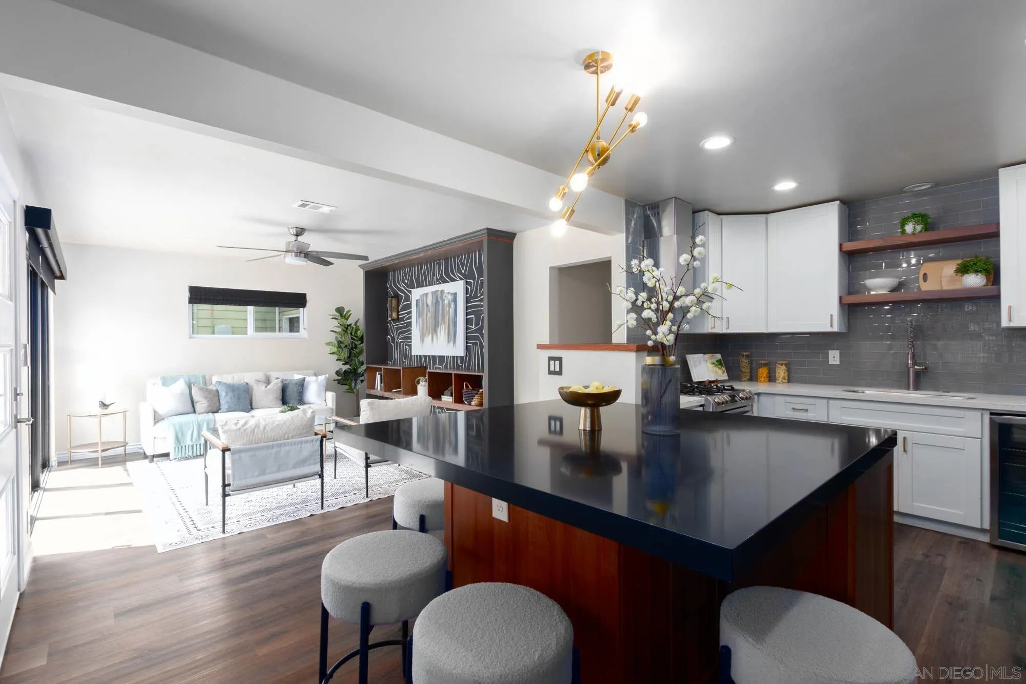 https://cdn.realtyfeed.com/cdn/127/260008578/803f5b1ce68ebd8309dc8ca21a54ff12.webp