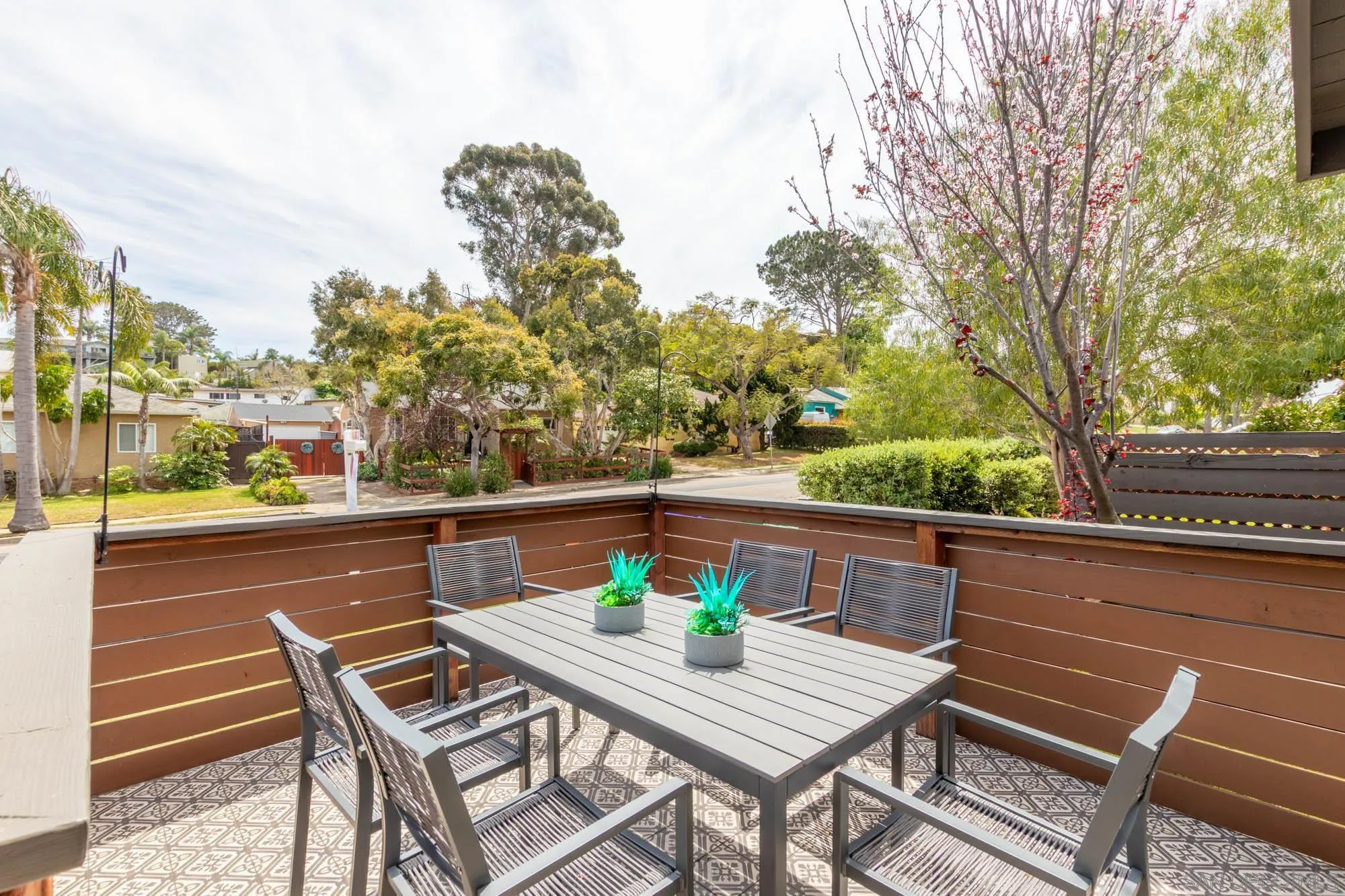 https://cdn.realtyfeed.com/cdn/127/260008578/83b8078f8c595d003602fdc9c928762c.webp