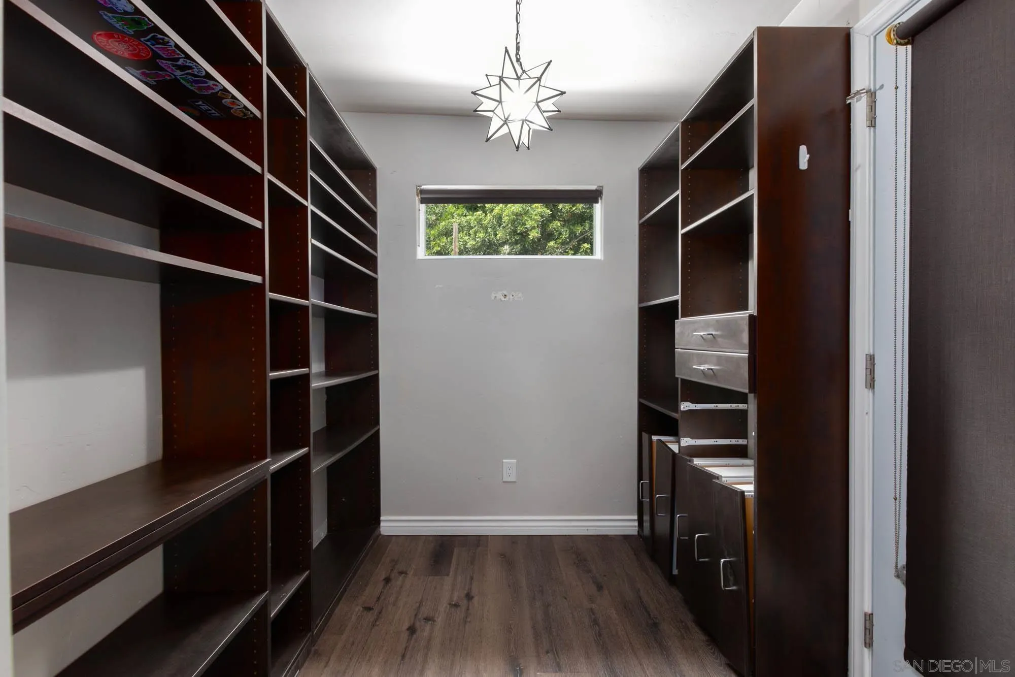 https://cdn.realtyfeed.com/cdn/127/260008578/e277bfb00d1d3f1747b3ac7c0167349c.webp