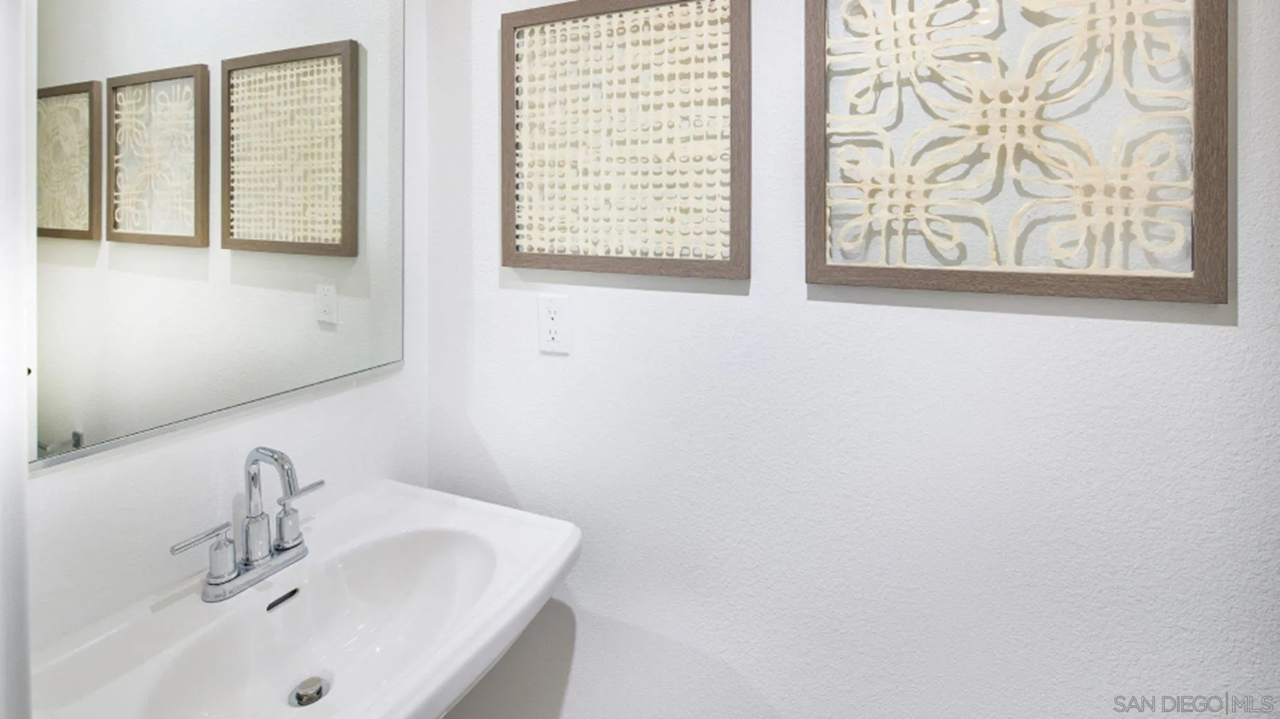Photo #12: 260008583 Listing: Photo #12