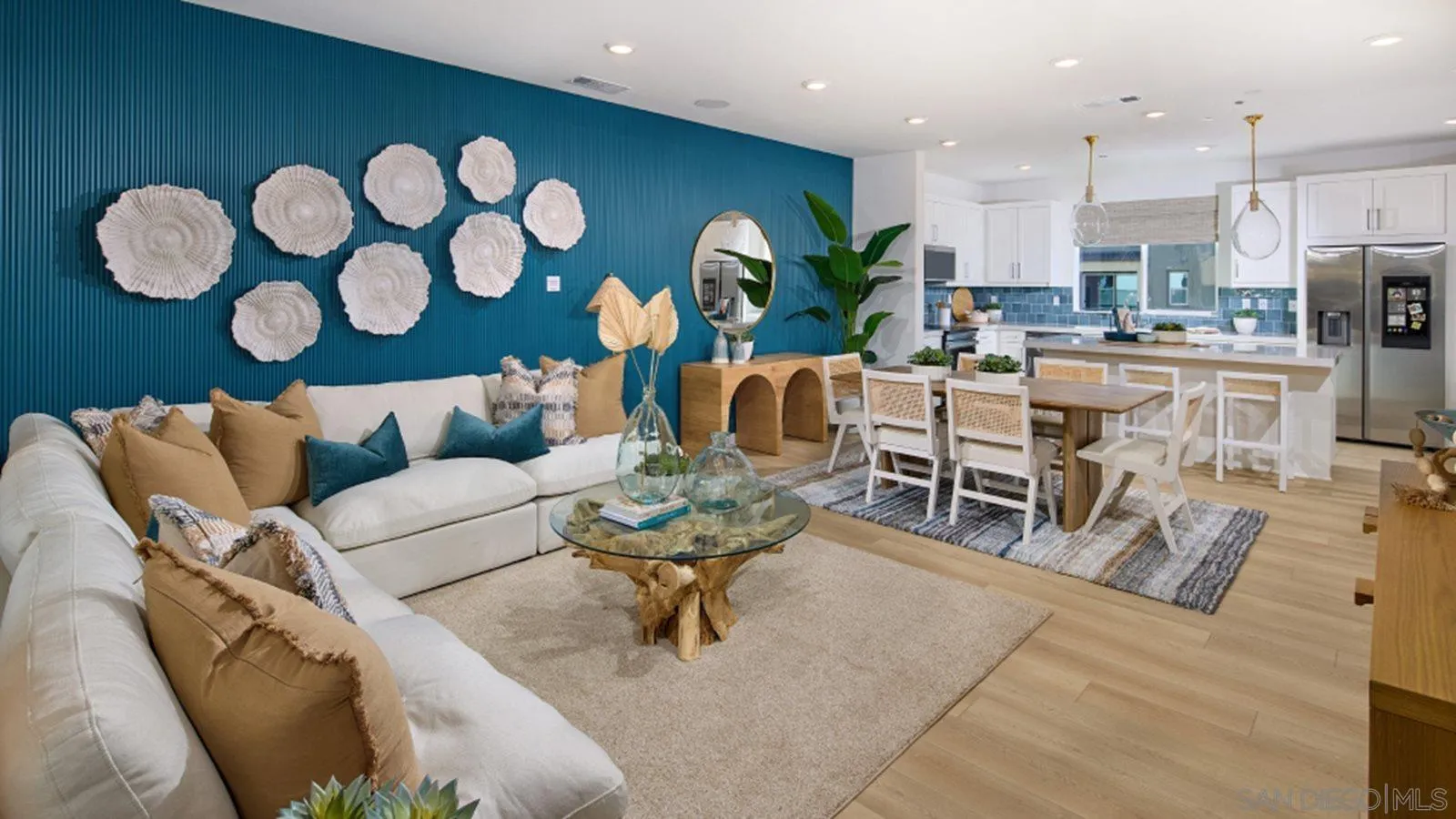 Photo #7: 260008587 Listing: Photo #7