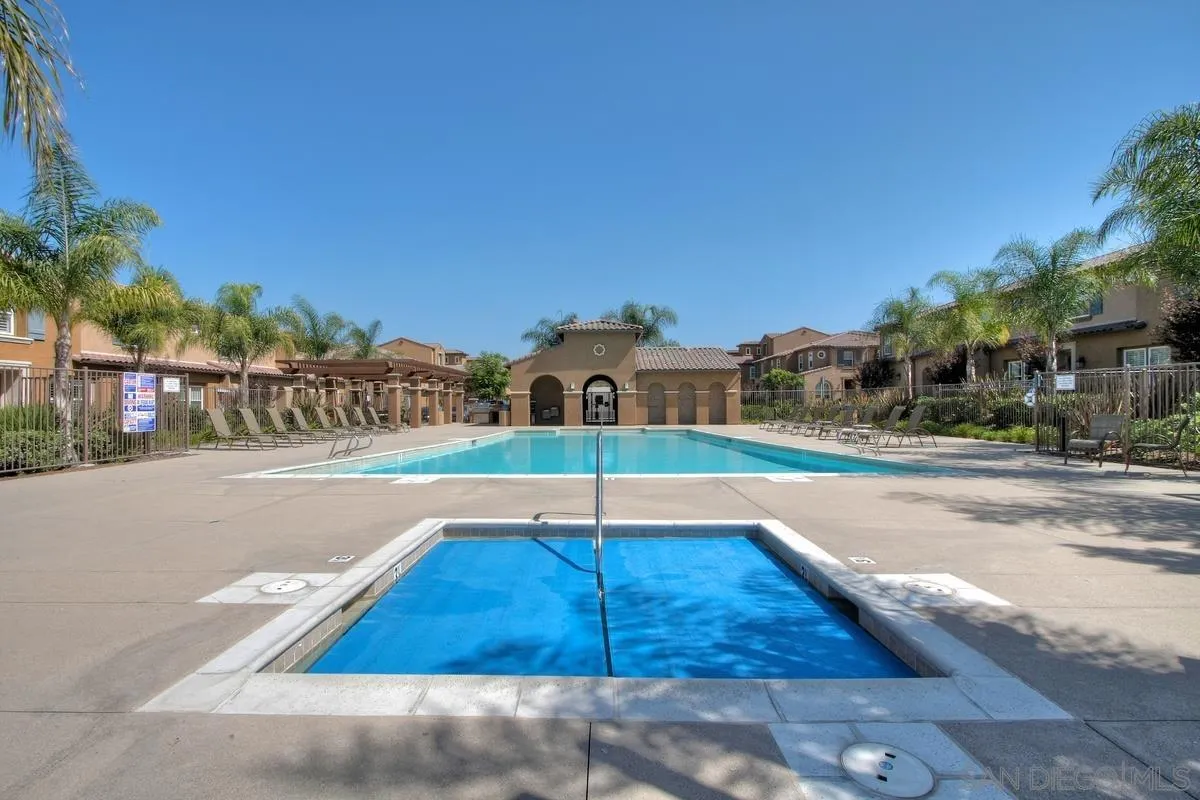 Photo #32: 260008589 Listing: Photo #32