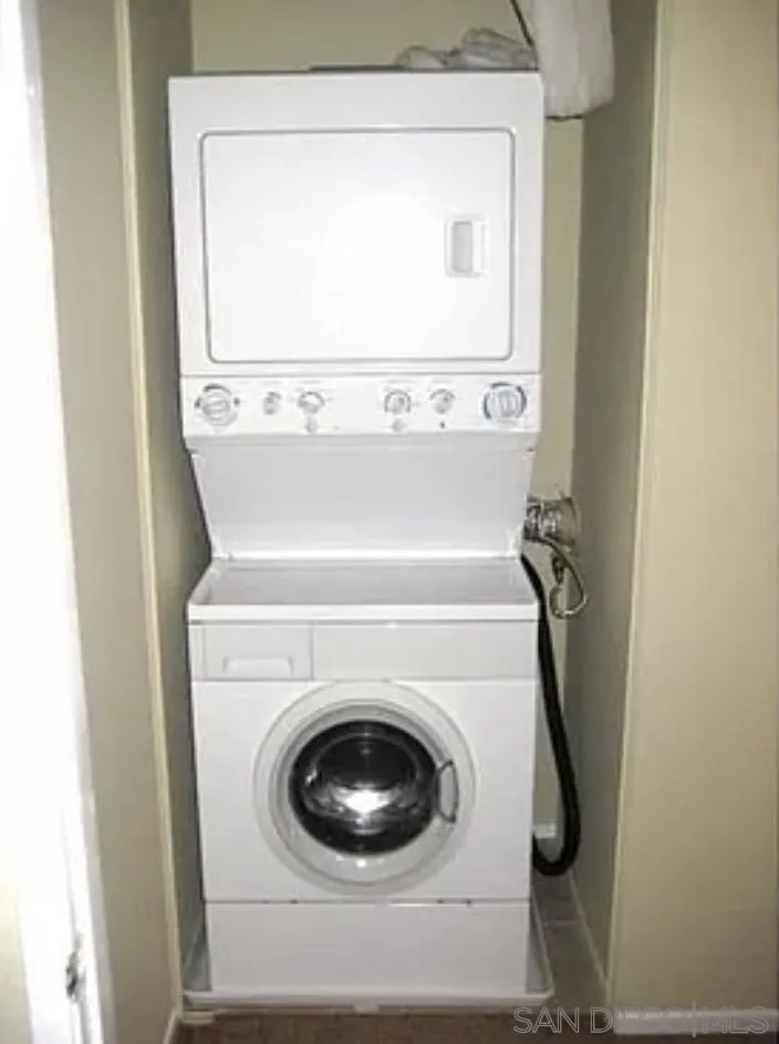 https://cdn.realtyfeed.com/cdn/127/260008592/75f80f781c3c29f674014c8825099bec.webp
